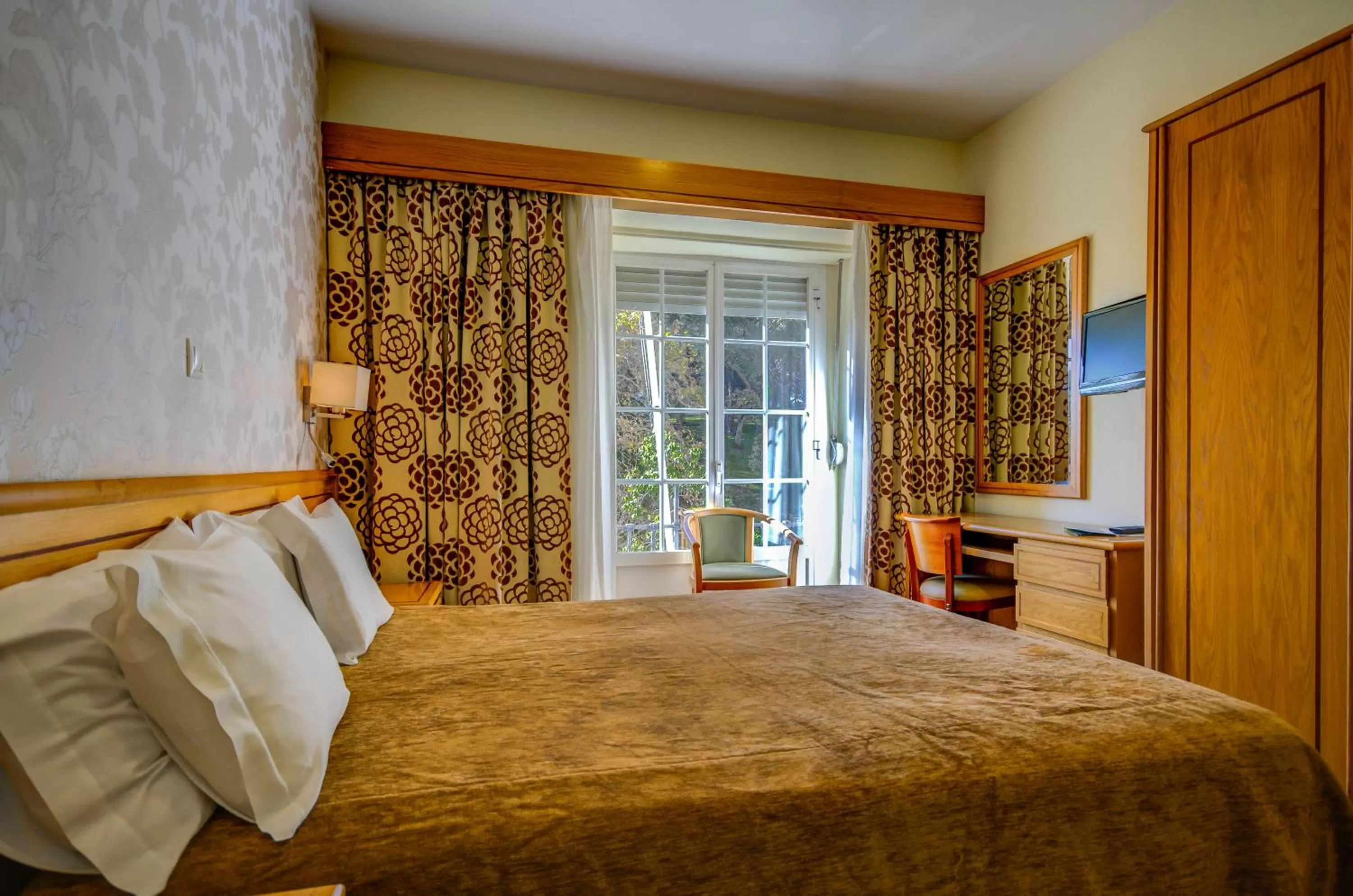 Bed in Hotel Avenida Park