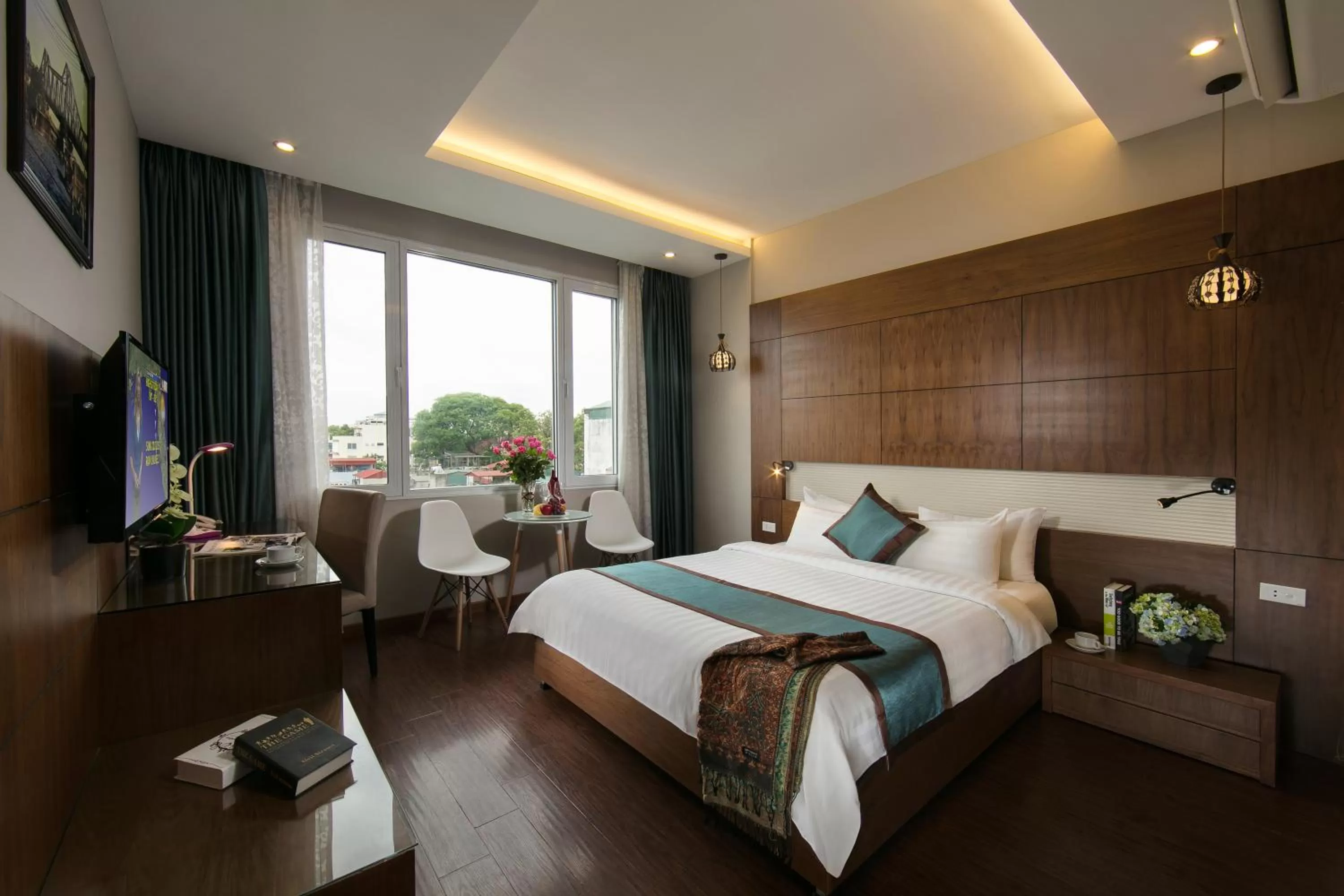 Photo of the whole room, Bed in Bonne Nuit Hotel & Spa Hanoi
