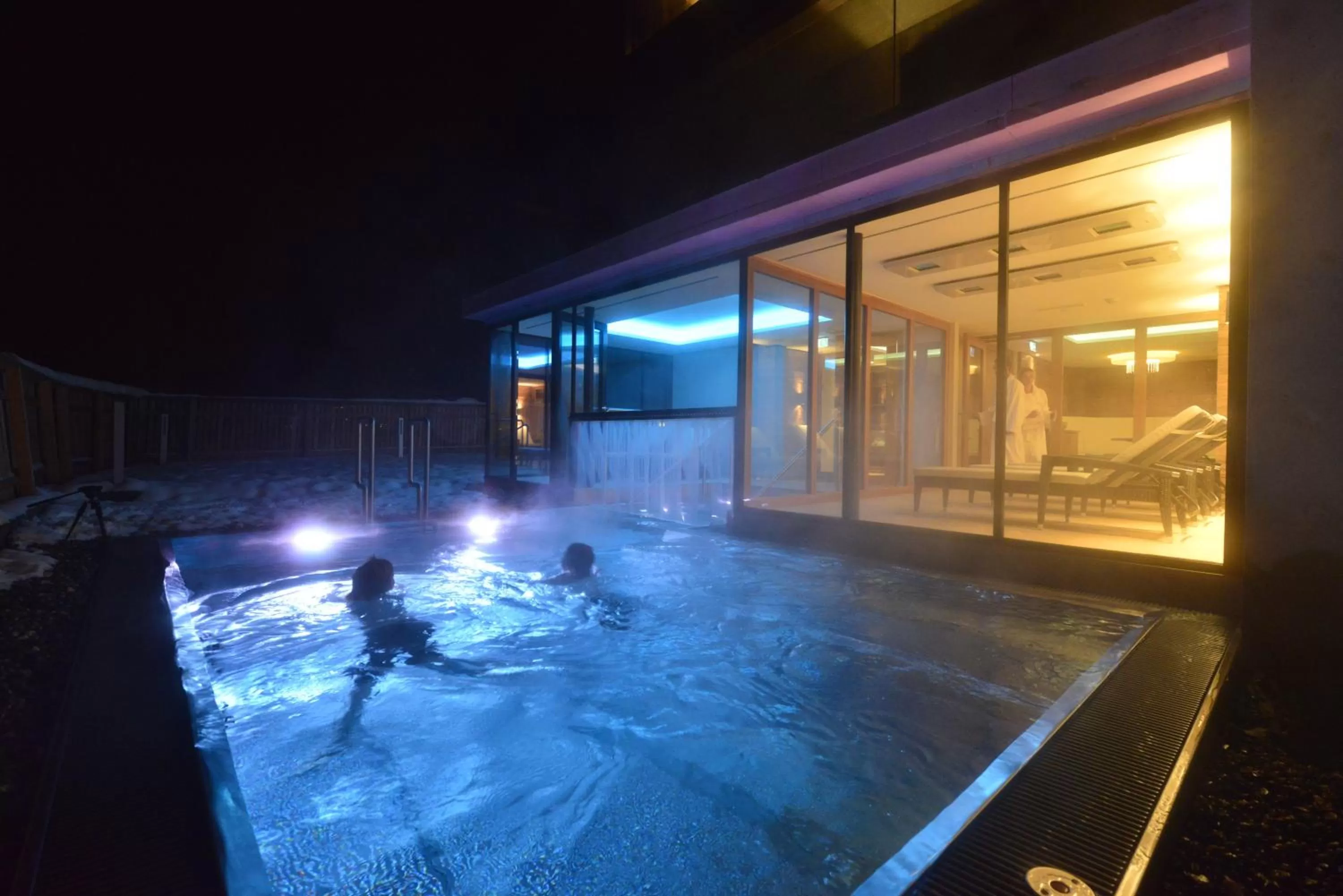 Night in APART Resort Westendorf