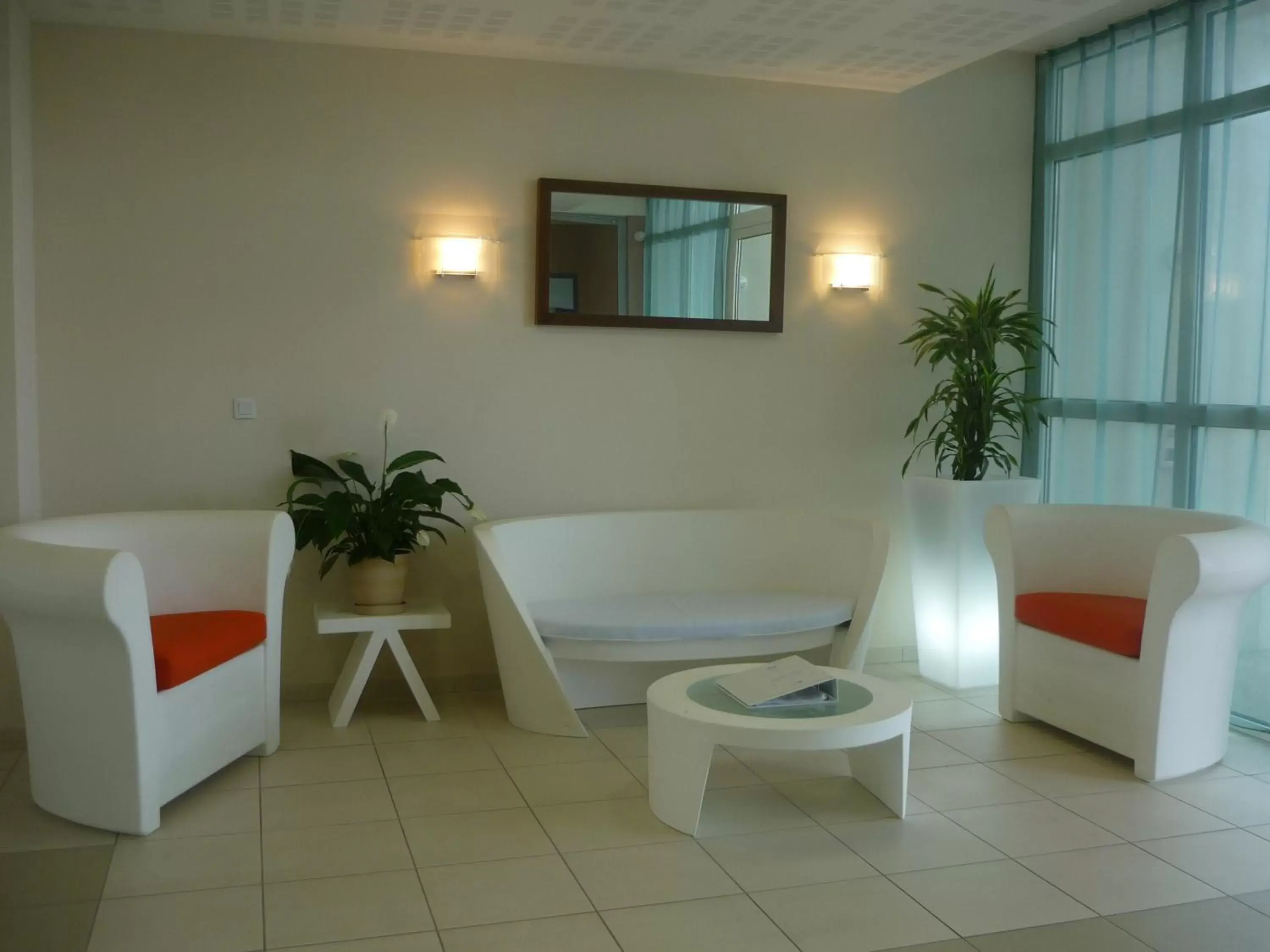 Lobby or reception, Seating Area in Résidence Goélia La Grande Plage