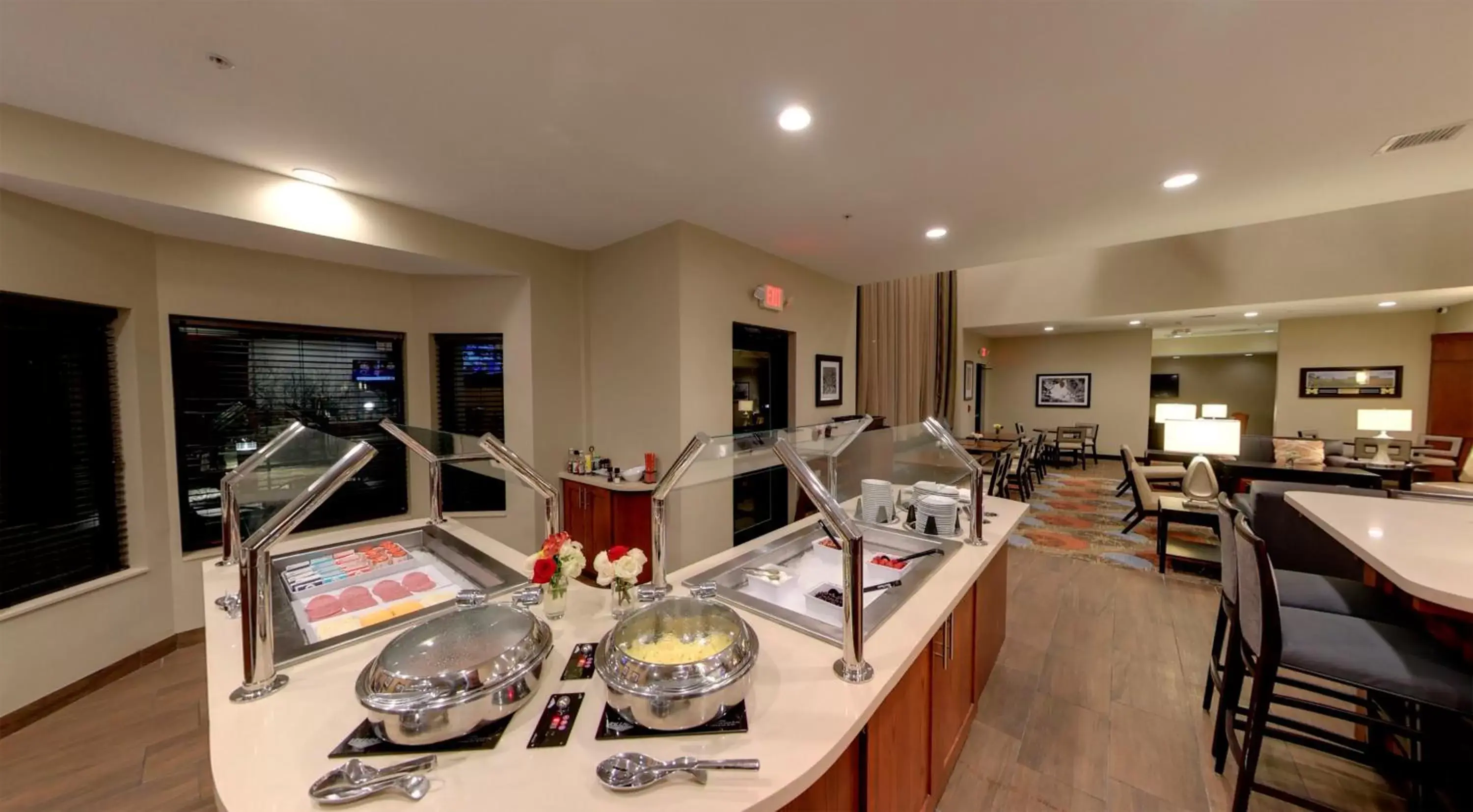 Breakfast, Restaurant/Places to Eat in Staybridge Suites Ann Arbor - Research Parkway, an IHG Hotel