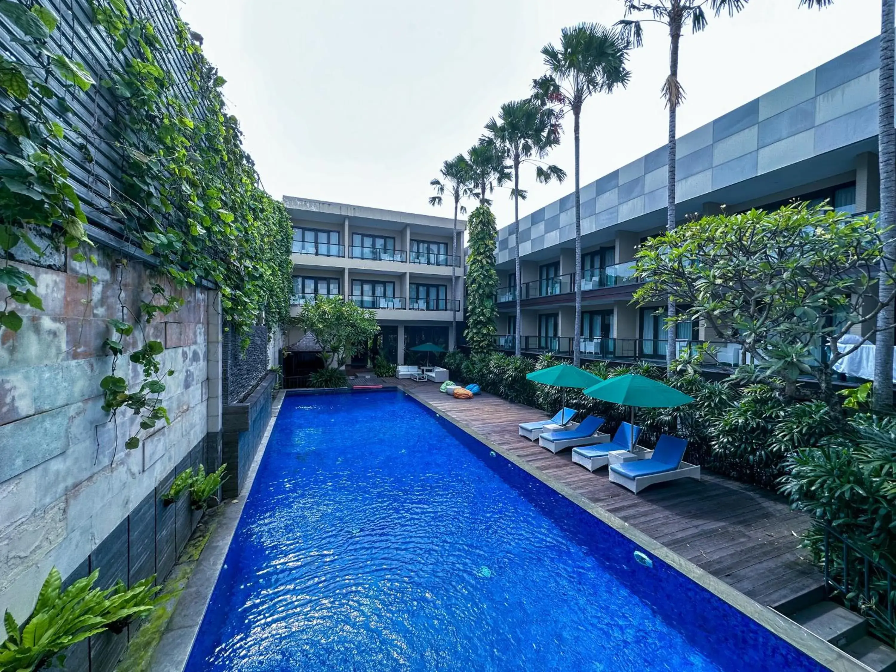 Swimming Pool in Dekuta