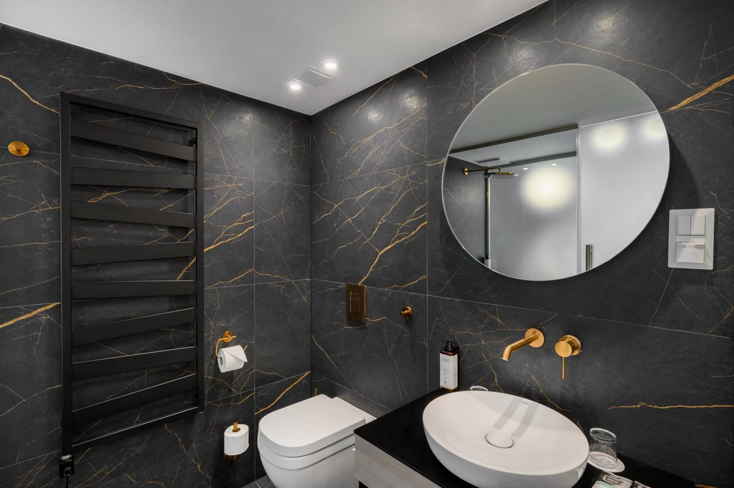 Bathroom in Mercure Tokaj Center