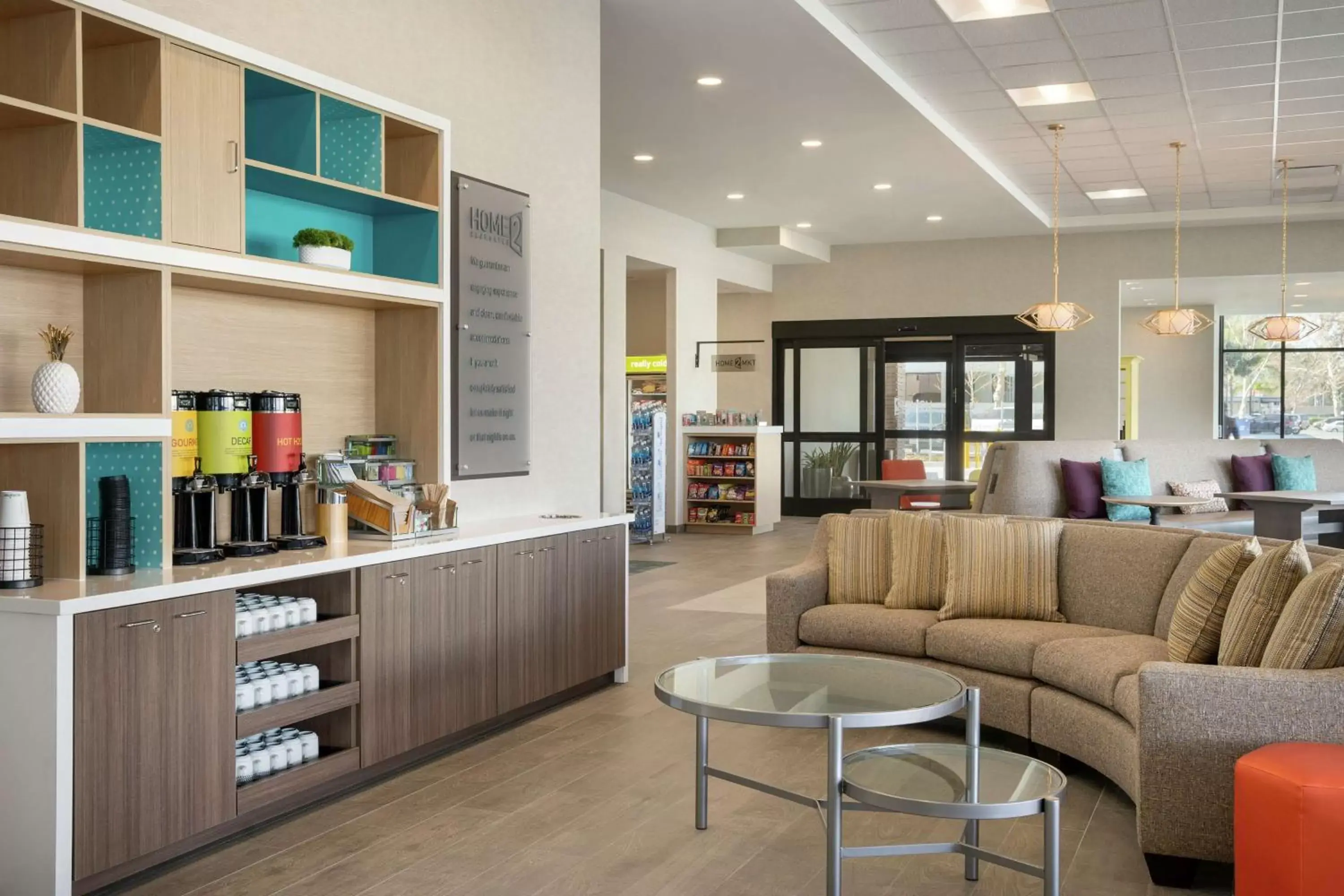 Lobby or reception in Home2 Suites By Hilton Woodland Hills Los Angeles