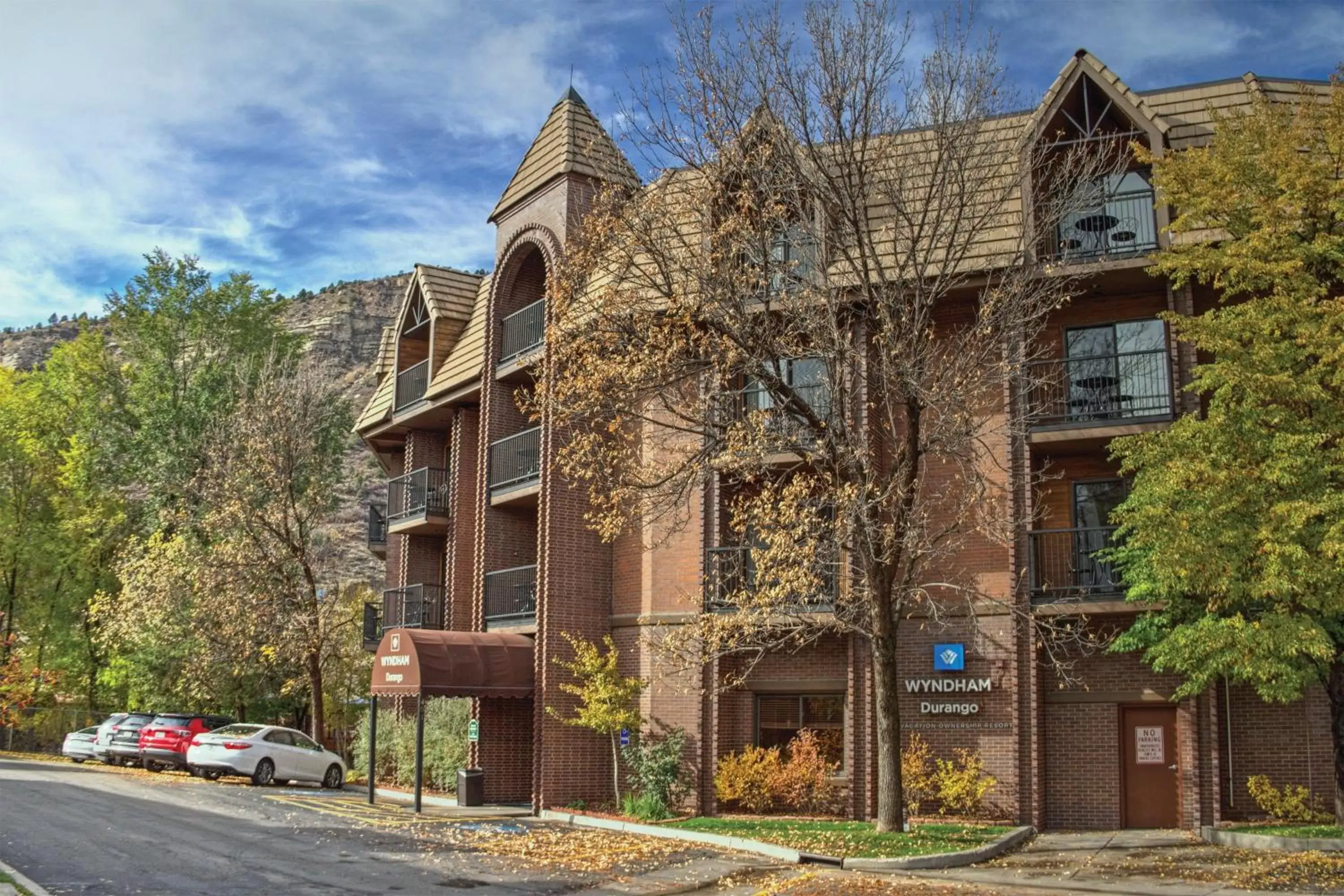 Property building in Club Wyndham Durango Property building in Club Wyndham Durango