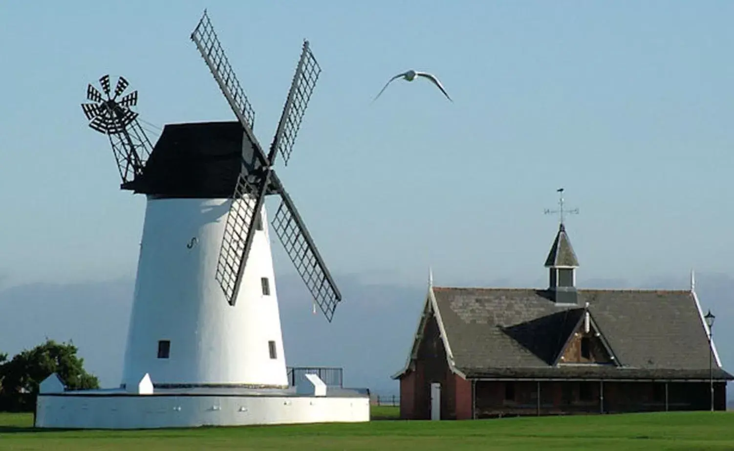 Nearby landmark, Property Building in Willow Lodge Hambleton