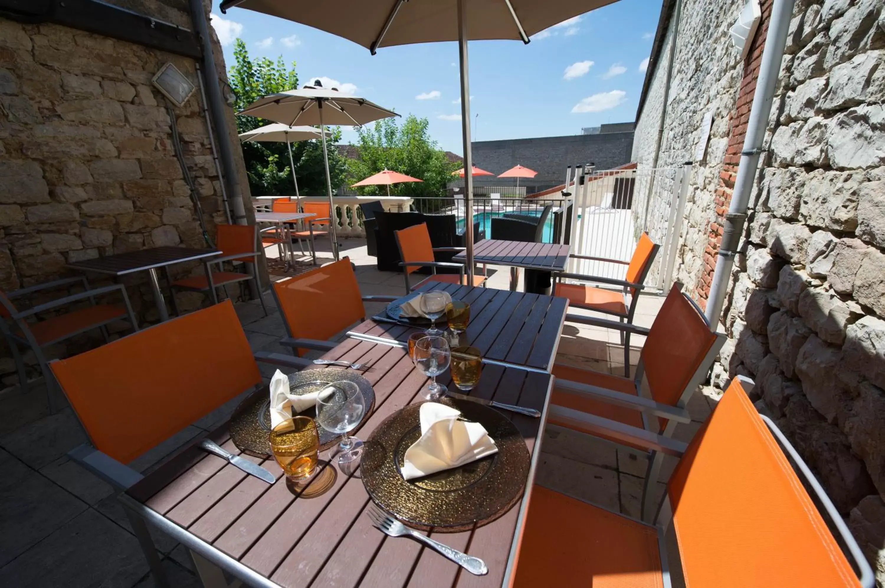 Balcony/Terrace in Logis Hôtel Restaurant Vuillot