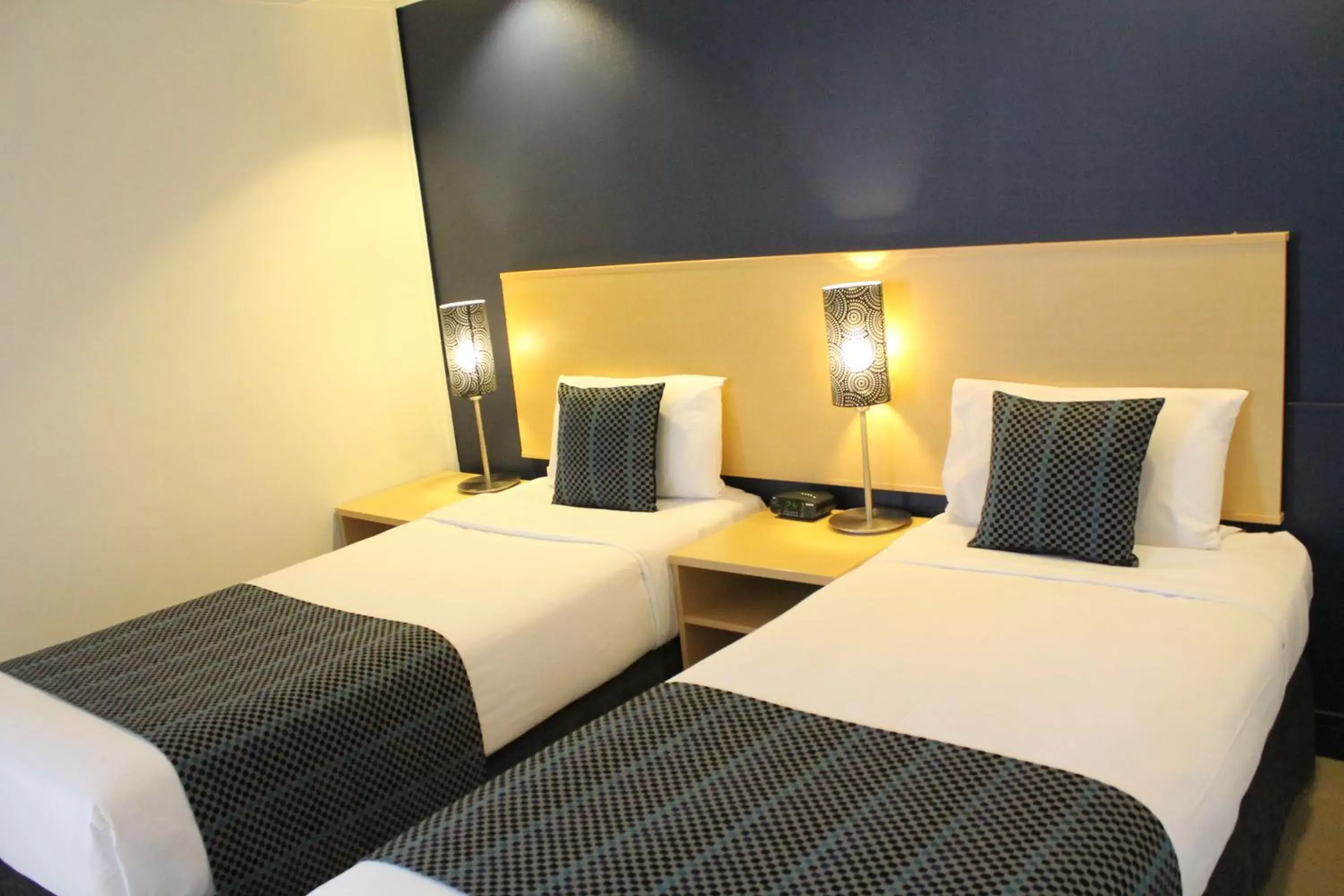 Bedroom, Bed in Willis Wellington Hotel Bedroom, Bed in Willis Wellington Hotel