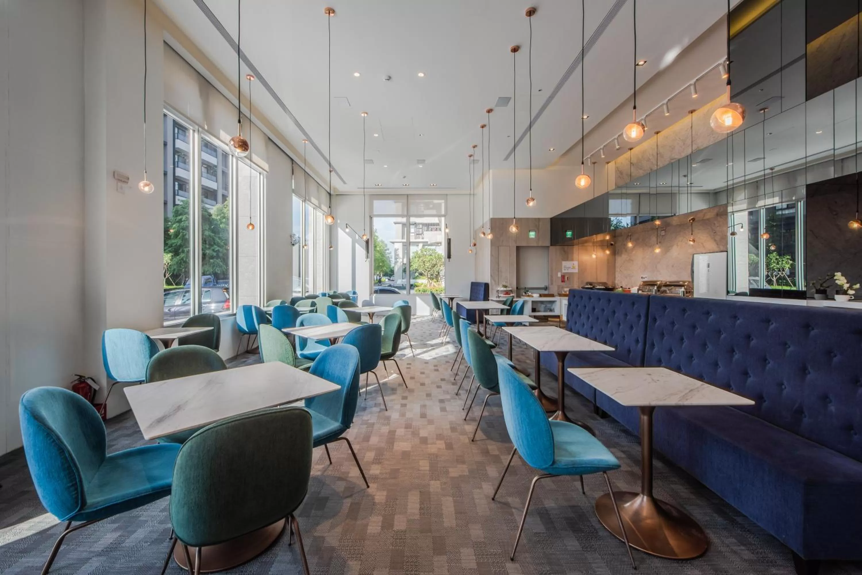 Restaurant/places to eat in Ramble Hotel