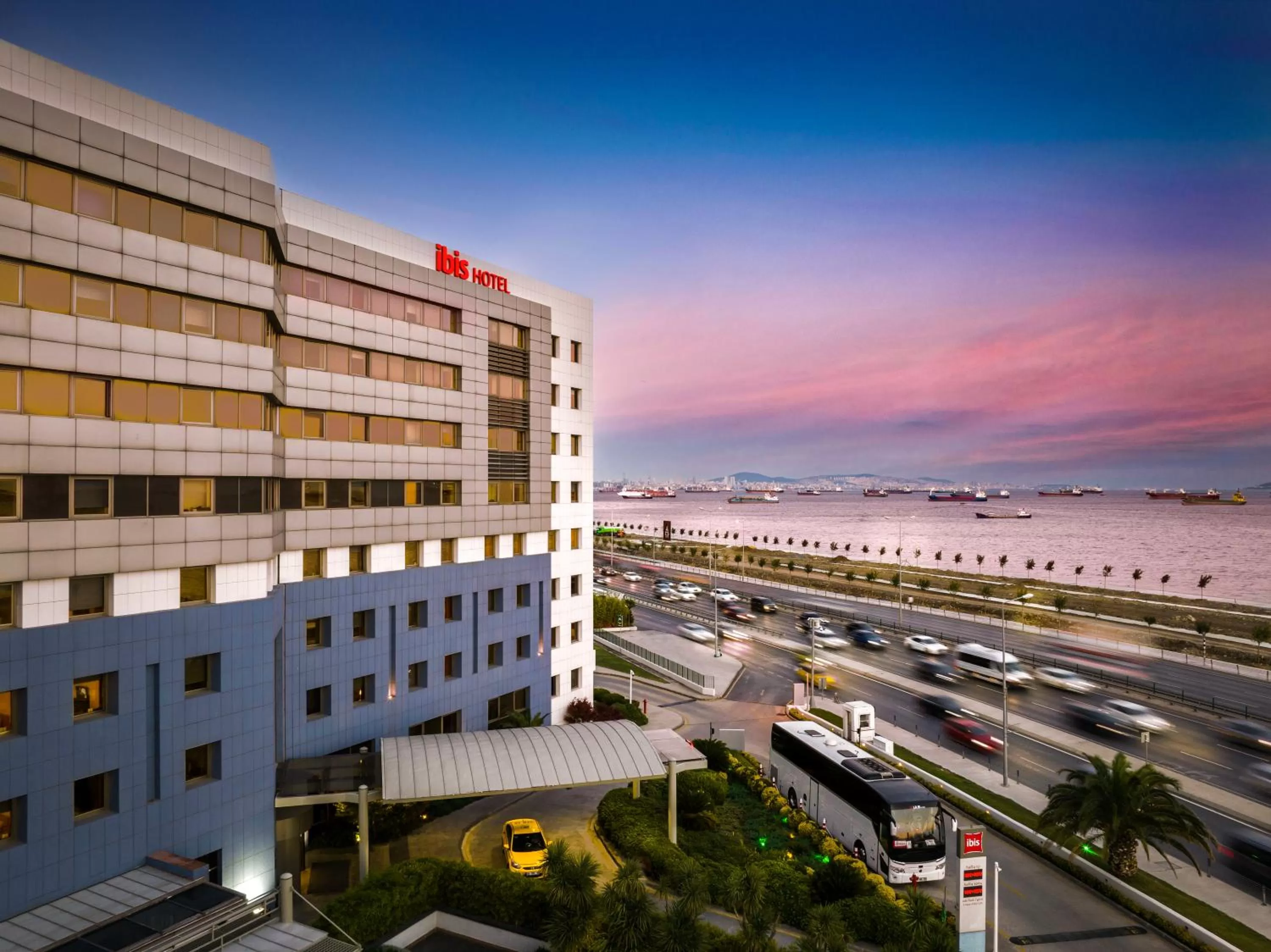 Property building in Ibis Istanbul Zeytinburnu