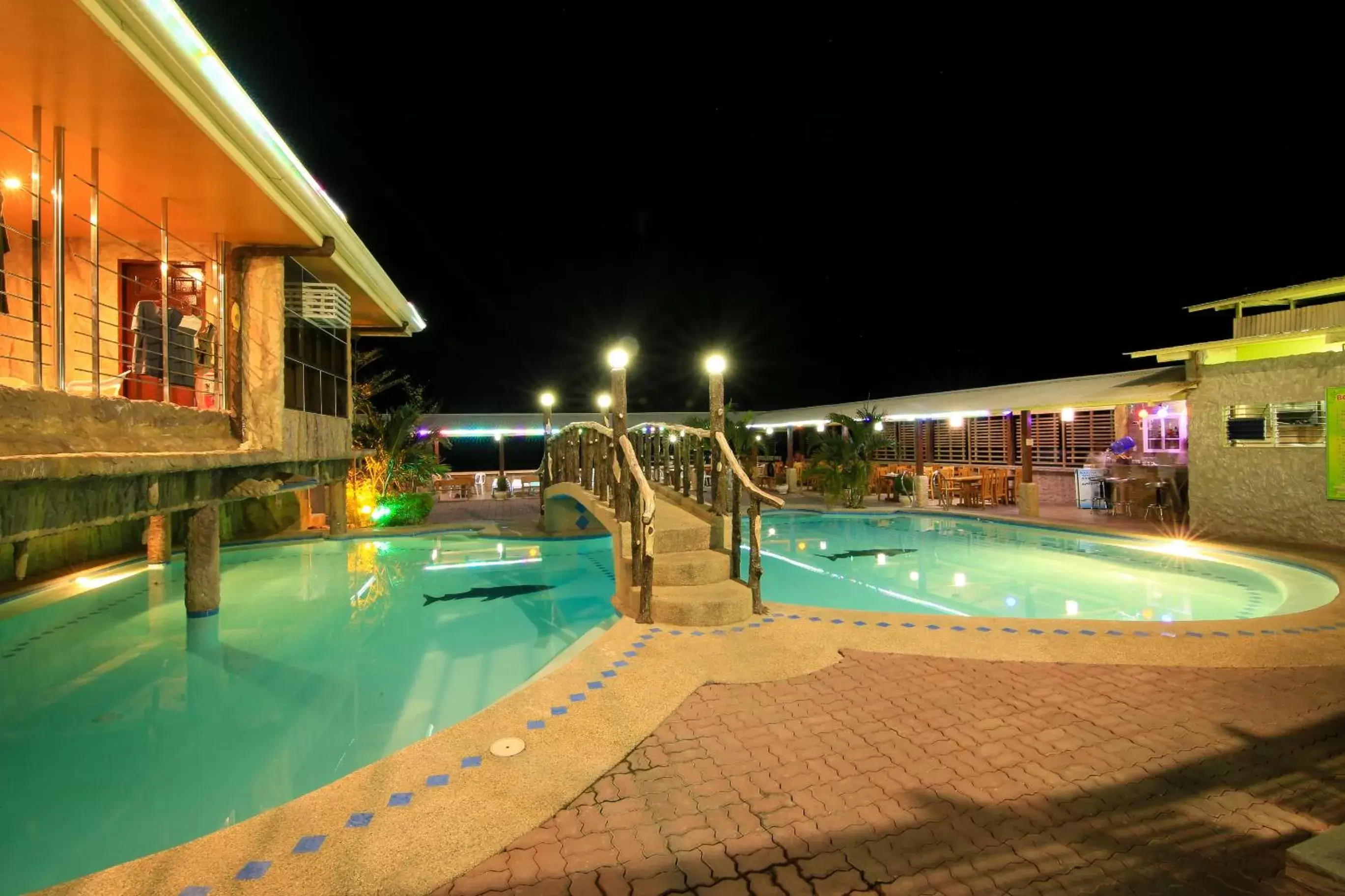 Swimming Pool in GingGing Hotel And Resort