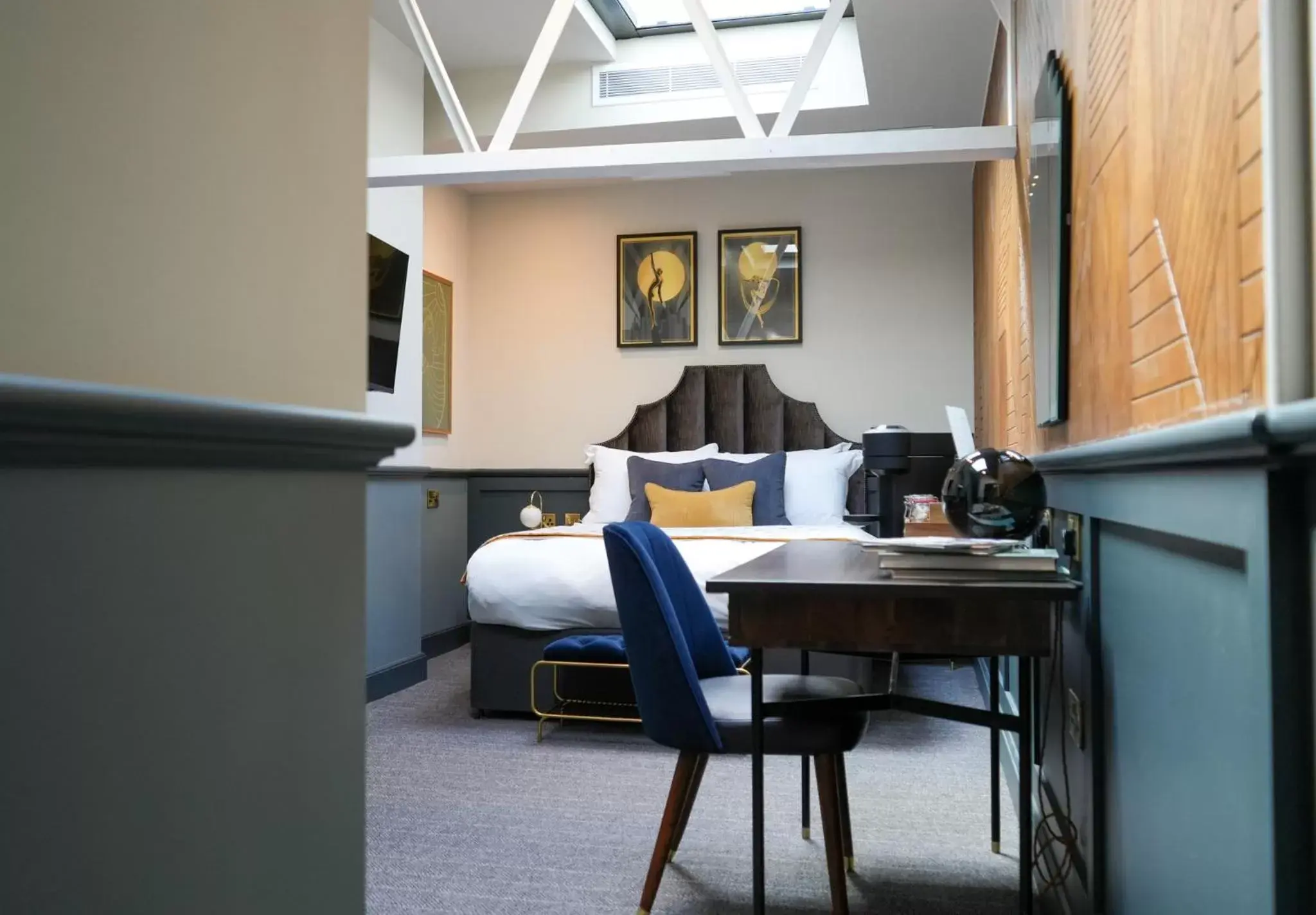 Bedroom, Dining Area in Hort's Townhouse