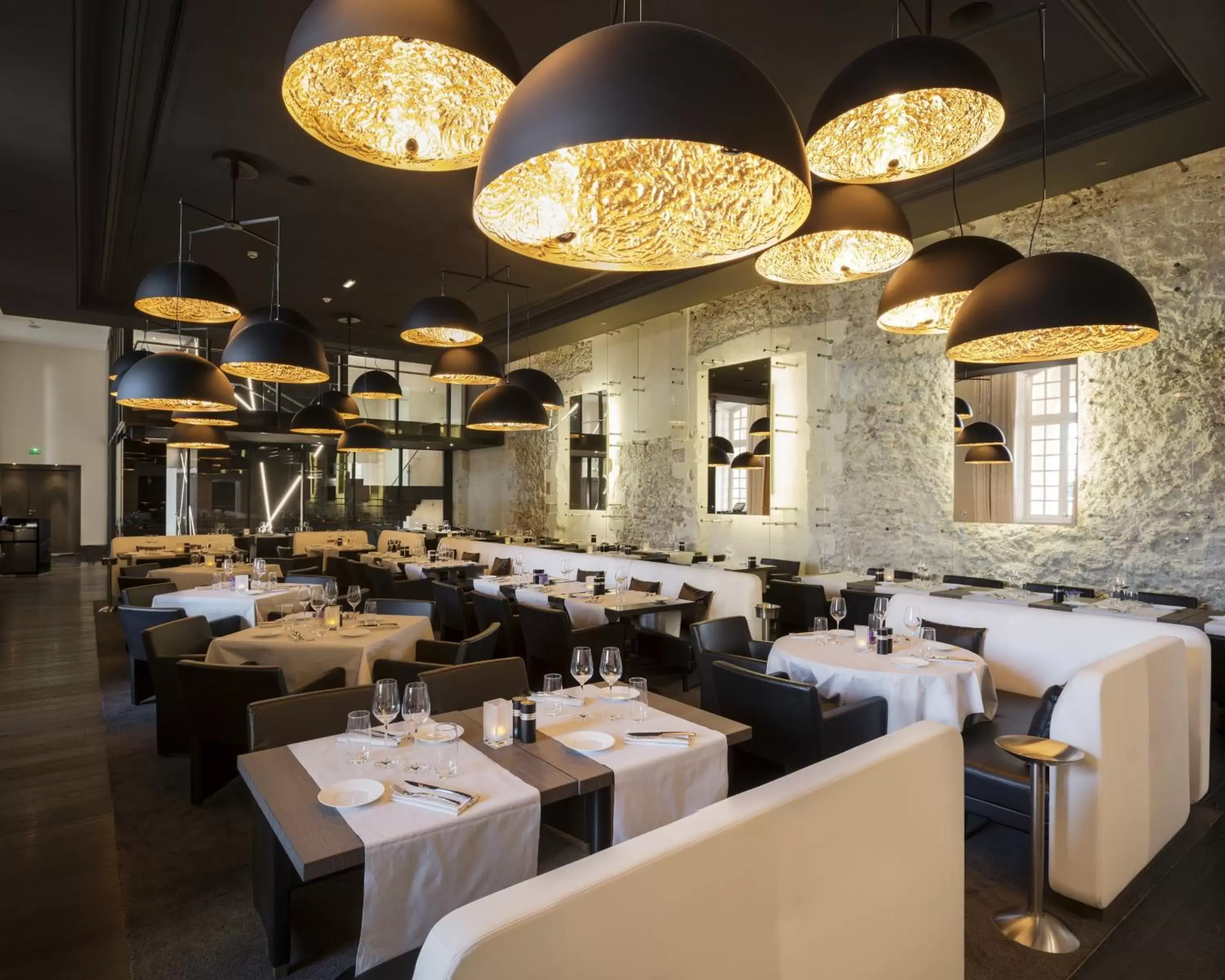 Restaurant/Places to Eat in InterContinental Marseille - Hotel Dieu, an IHG Hotel