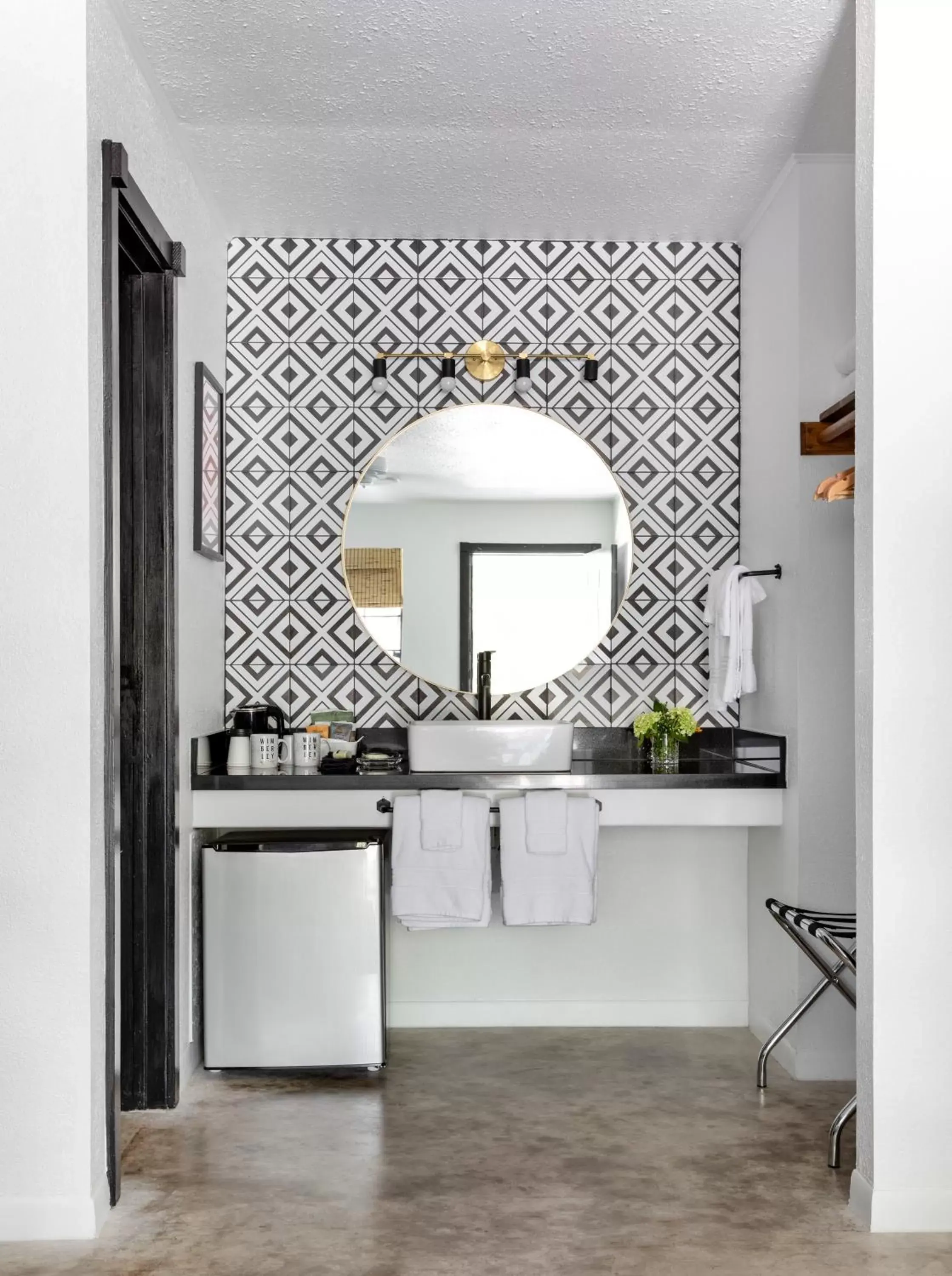 Bathroom in Wimberley Inn & bar Bathroom in Wimberley Inn & bar