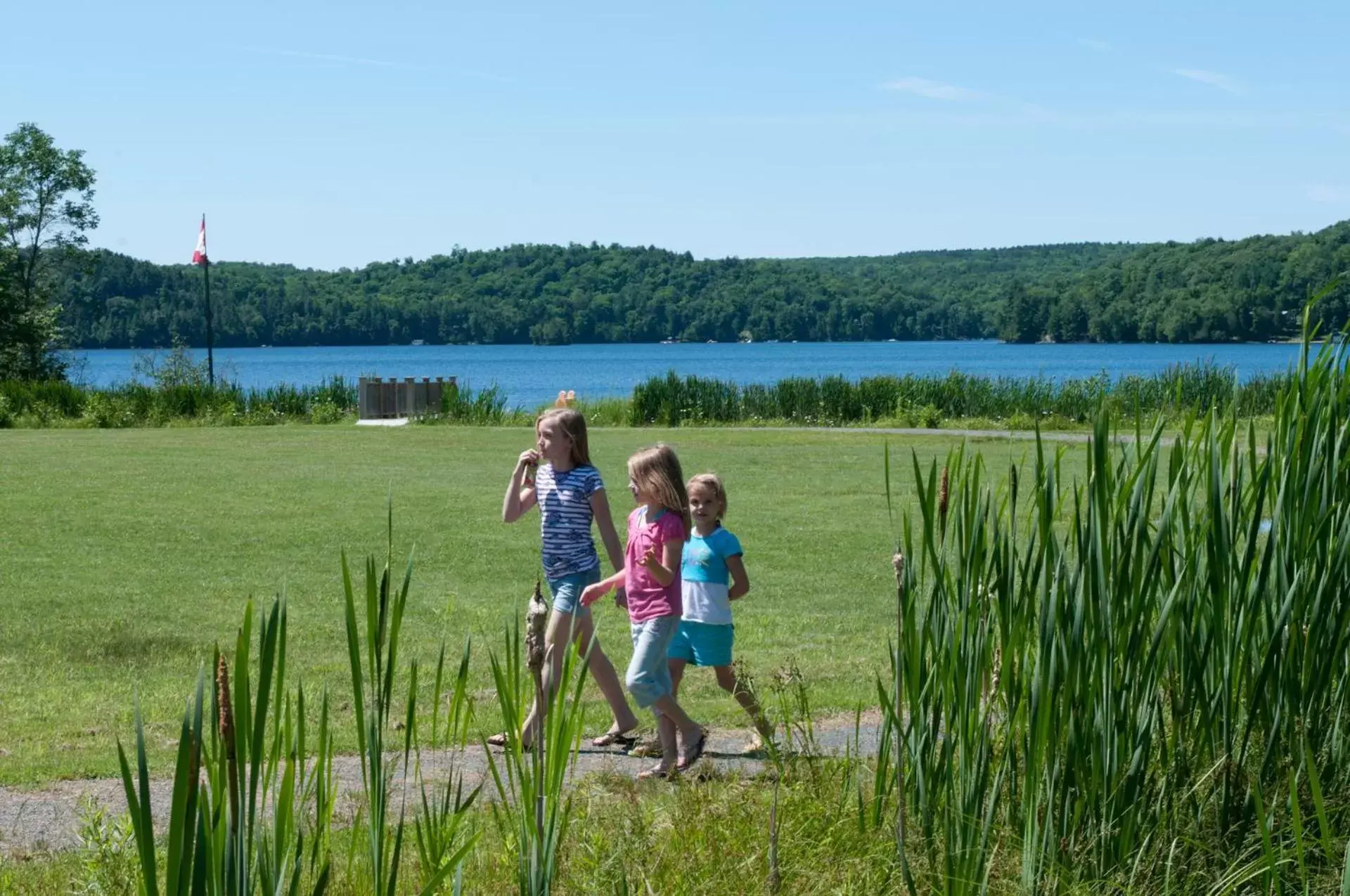 Area and facilities, Family in Blue Water Acres