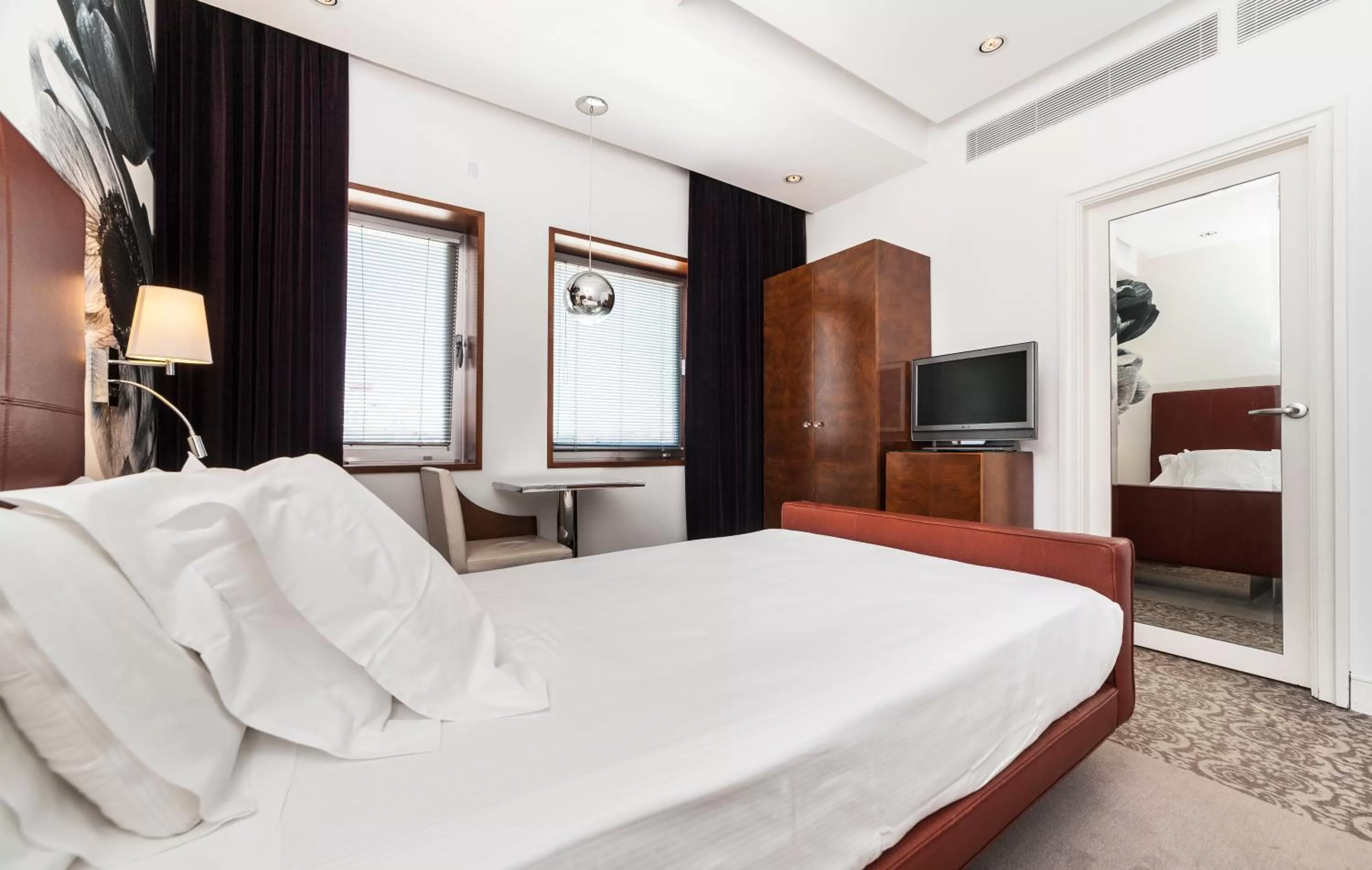 Photo of the whole room in Palacio Avenida