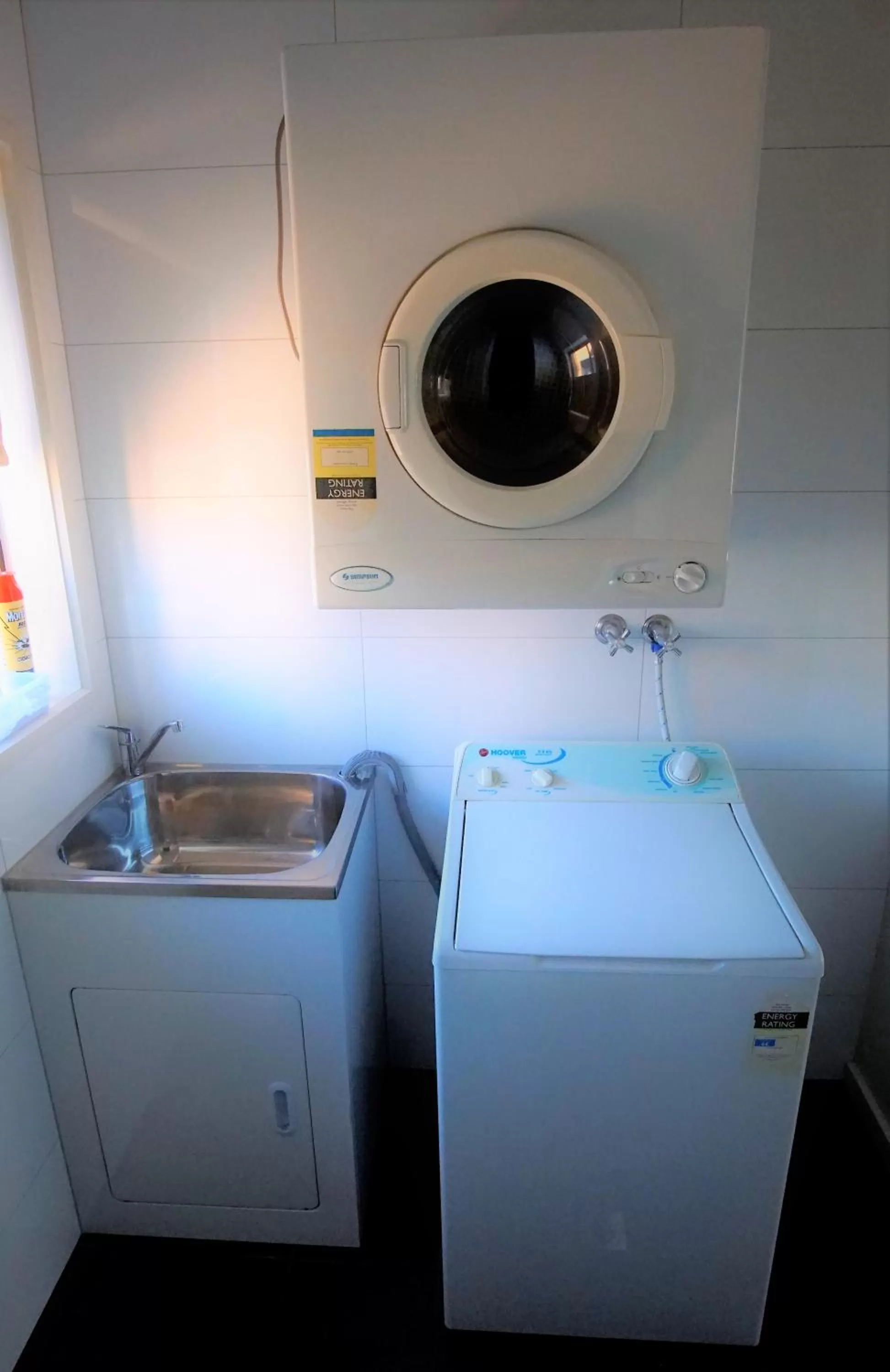 laundry in Parkview Motor Inn and Apartments