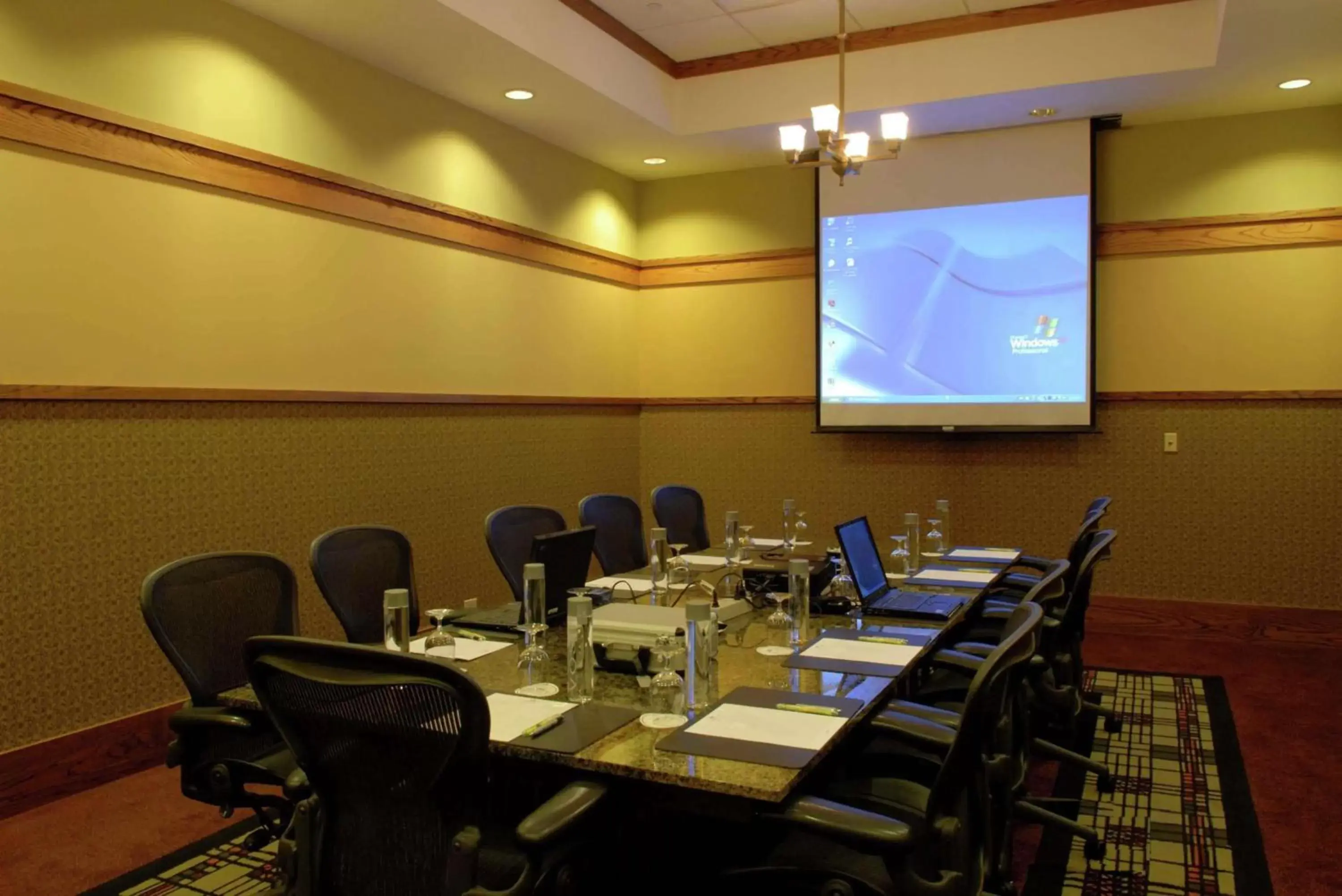 Meeting/conference room in DoubleTree by Hilton Libertyville-Mundelein