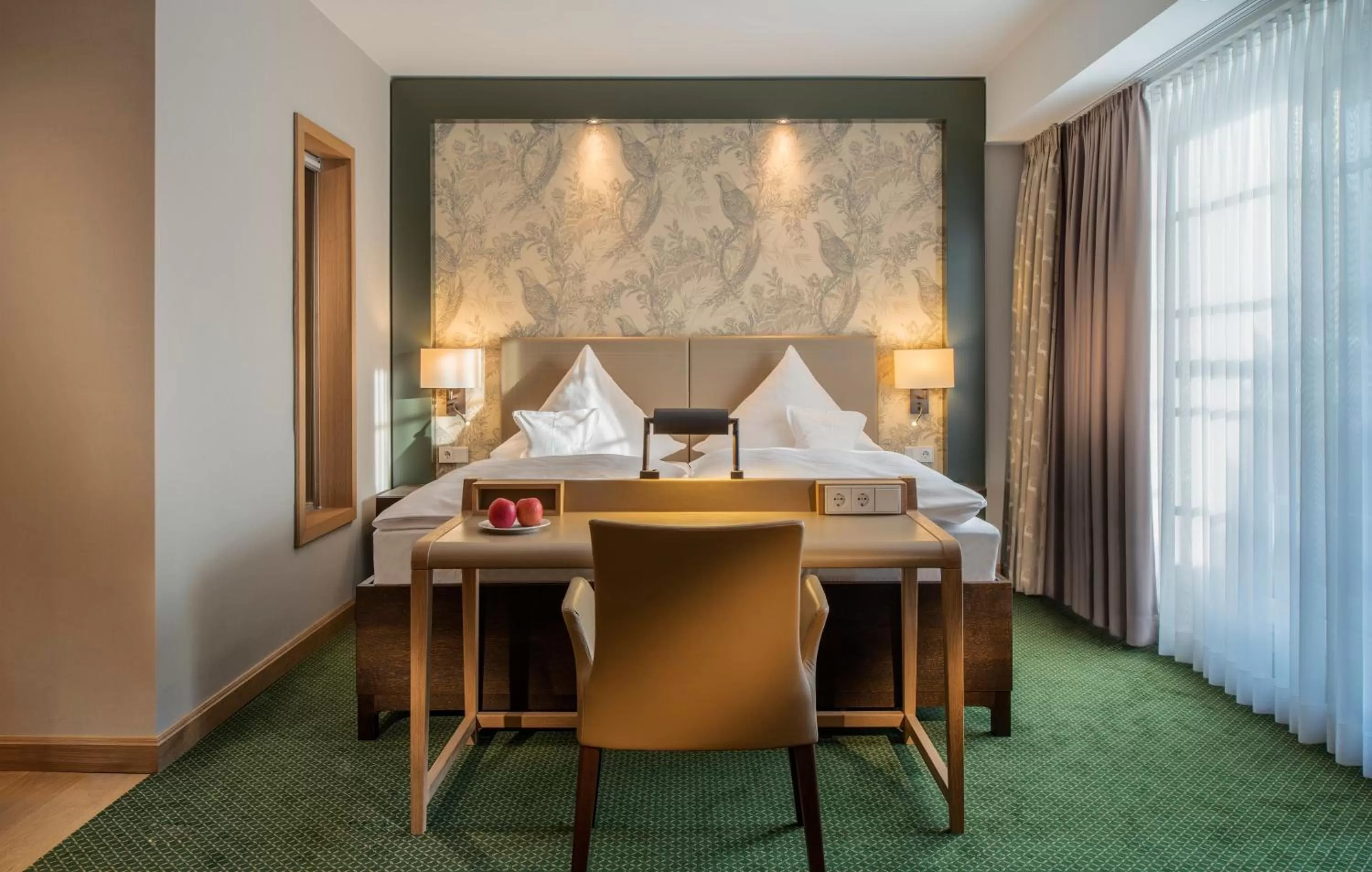 Photo of the whole room, Bed in Romantik Hotel Jagdhaus Eiden am See