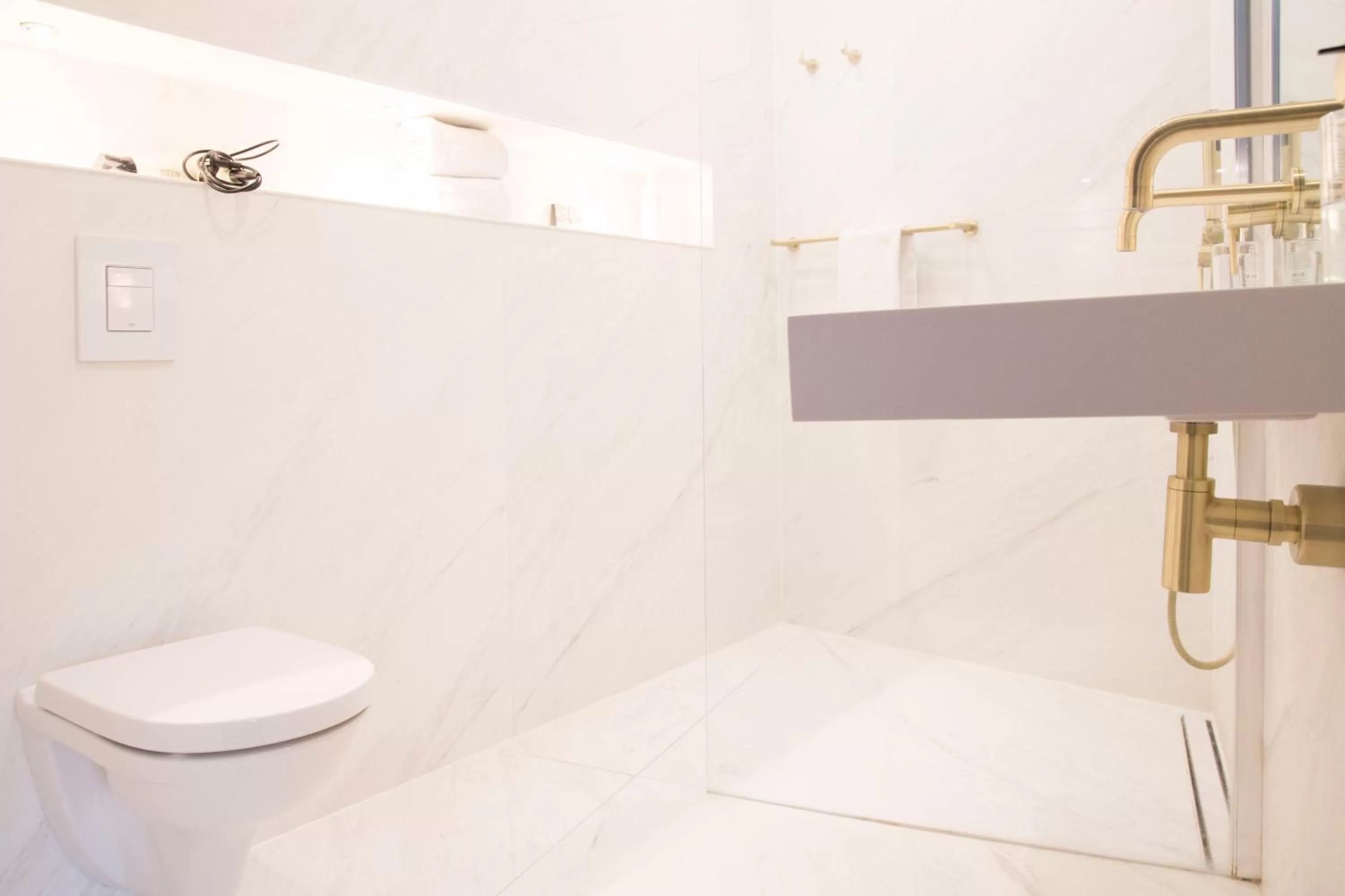 Bathroom in House of Amstel