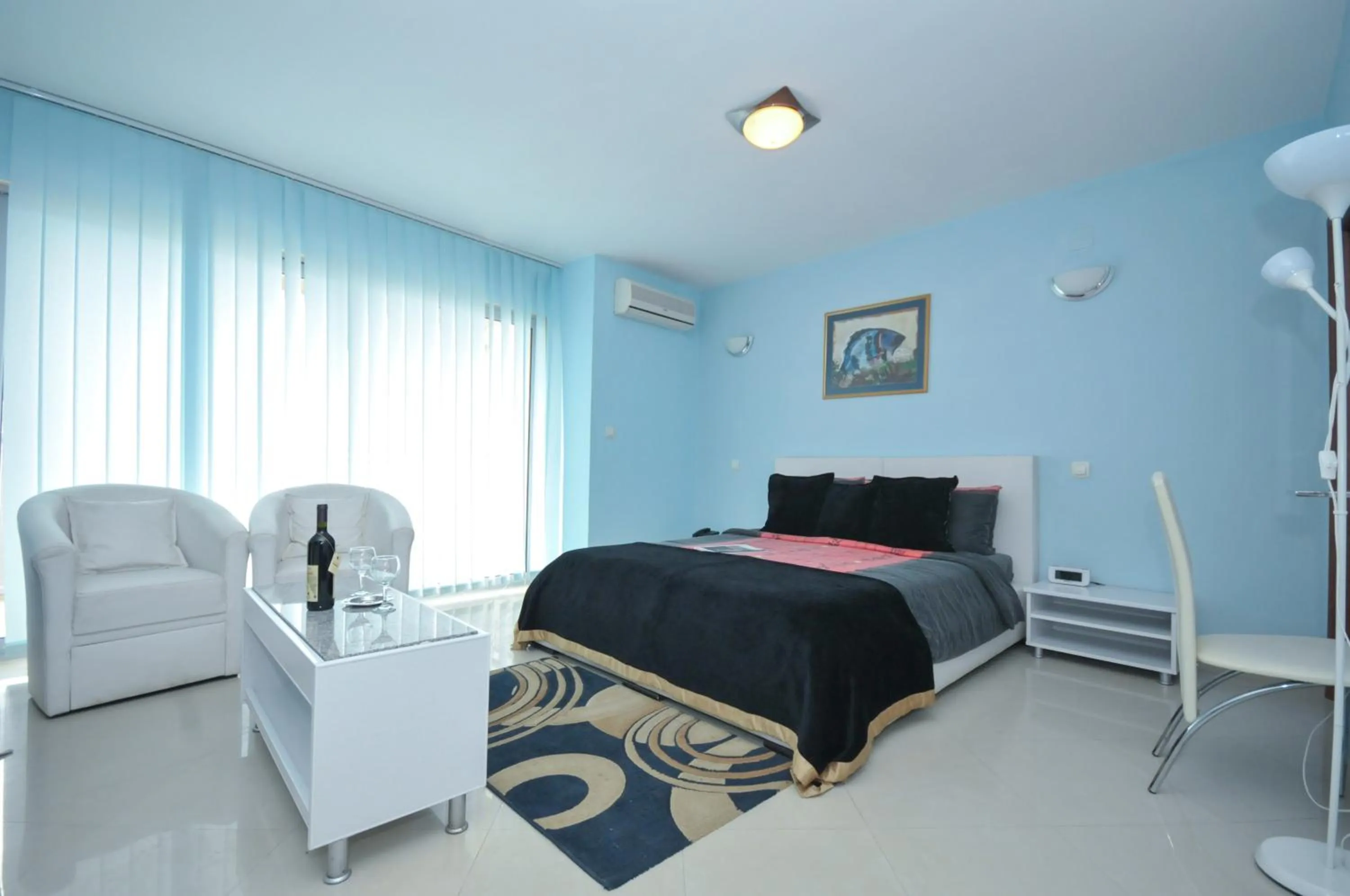 Bedroom, Bed in Hotel Oaza