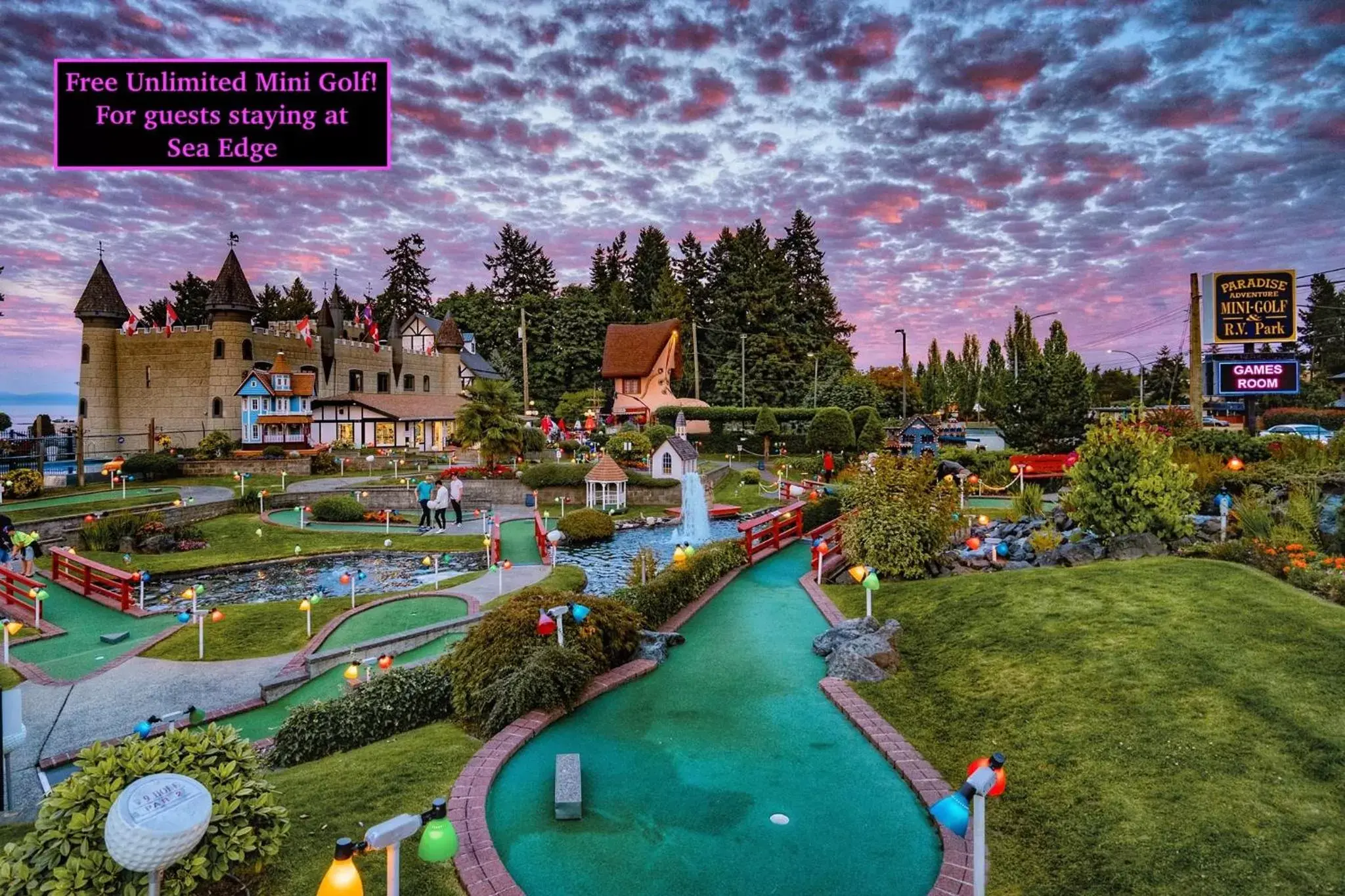 Minigolf, Pool View in Sea Edge Motel