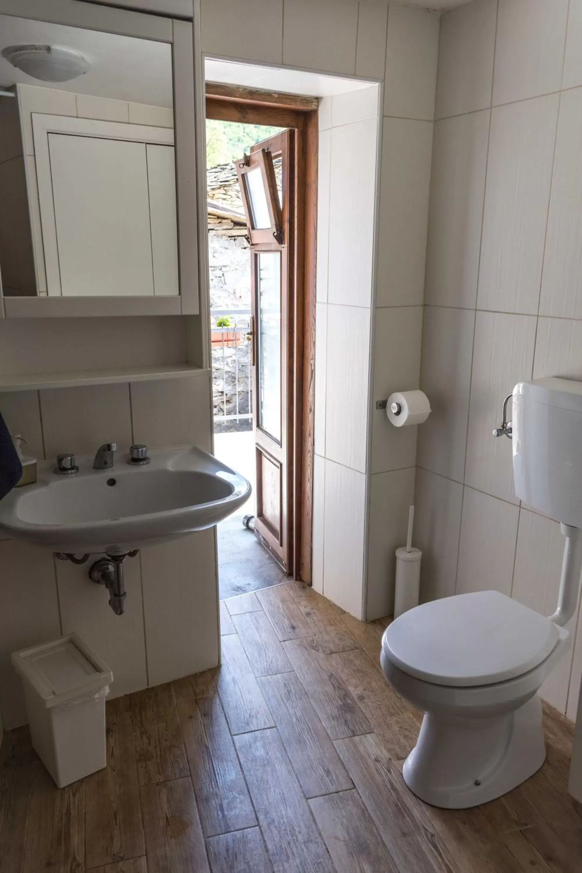 Toilet, Bathroom in Medieval Hamlet Malpertus