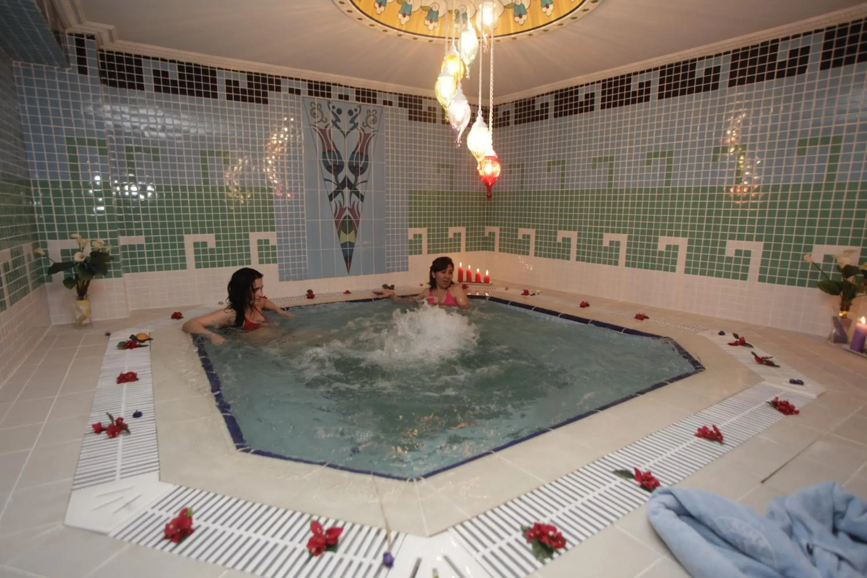 Hot Spring Bath, Swimming Pool in Marmaray Hotel