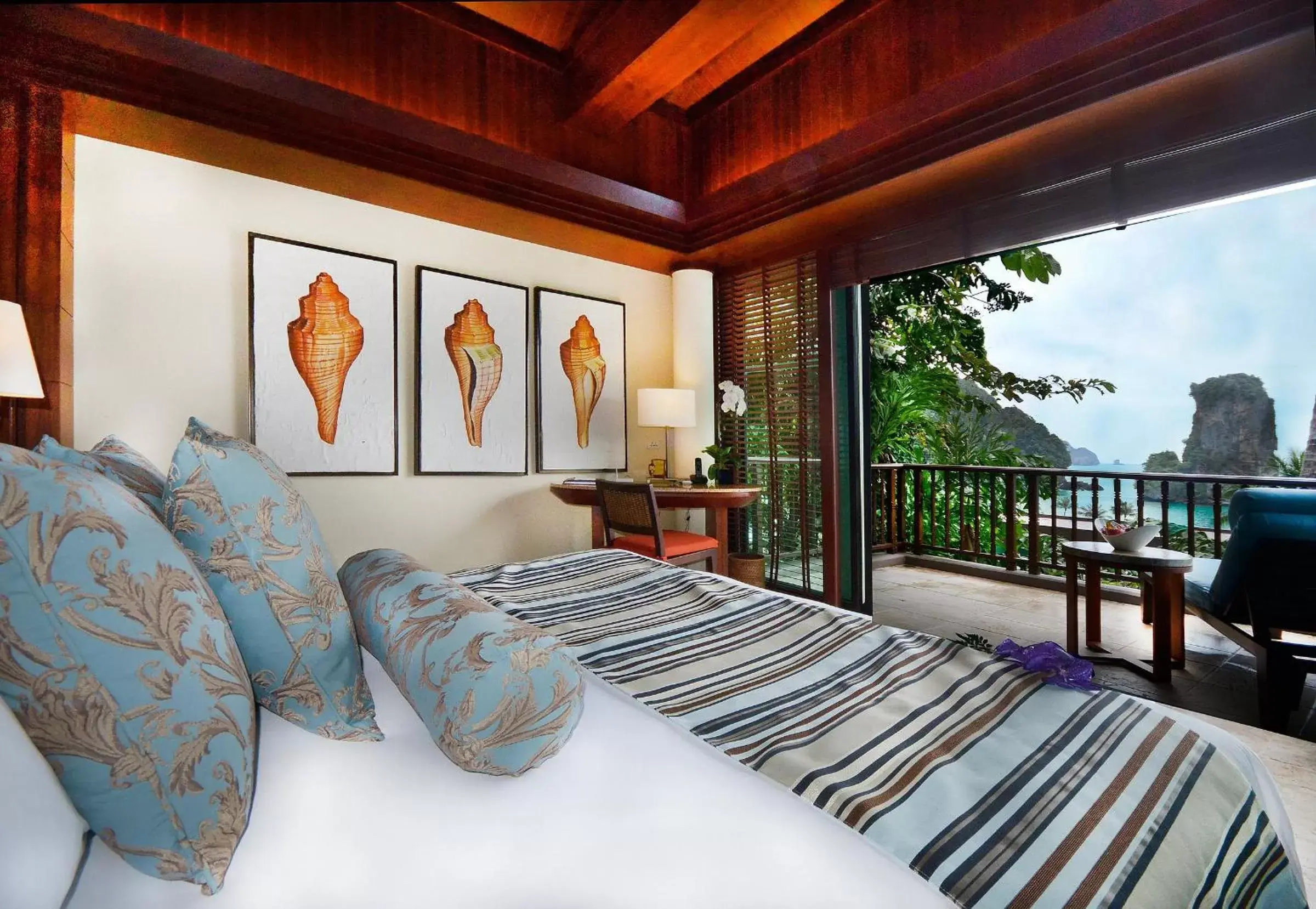 Photo of the whole room, Bed in Centara Grand Beach Resort & Villas Krabi