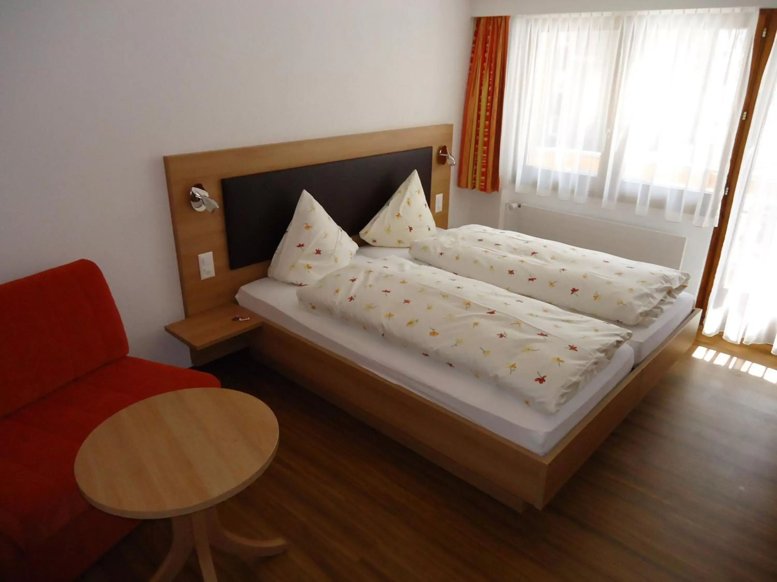 Photo of the whole room, Bed in Hotel Monte-Moro