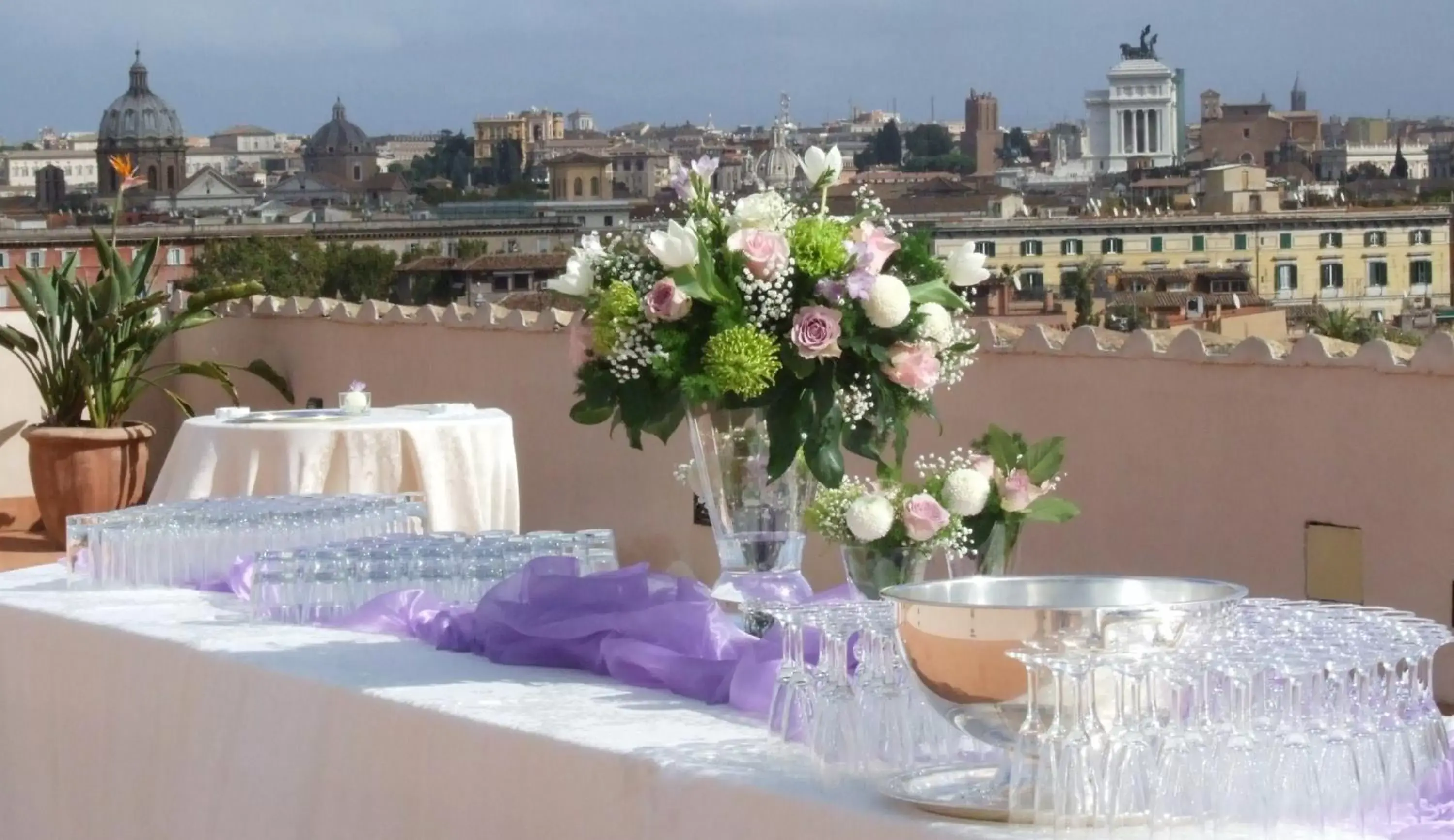 Balcony/Terrace, Banquet Facilities in Donna Camilla Savelli - VRetreats