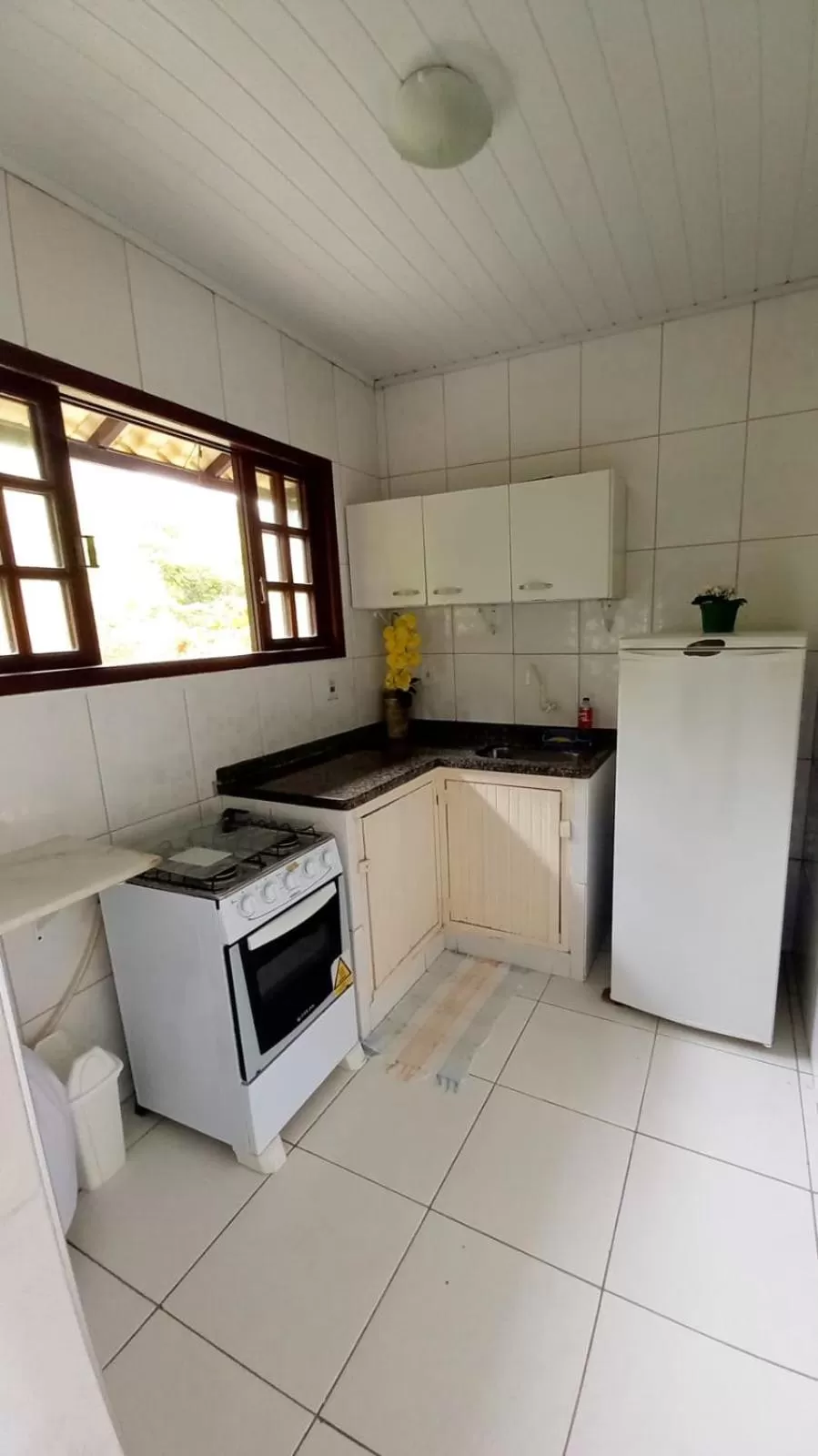 Kitchen/Kitchenette in Pousada Recanto Das Emerências