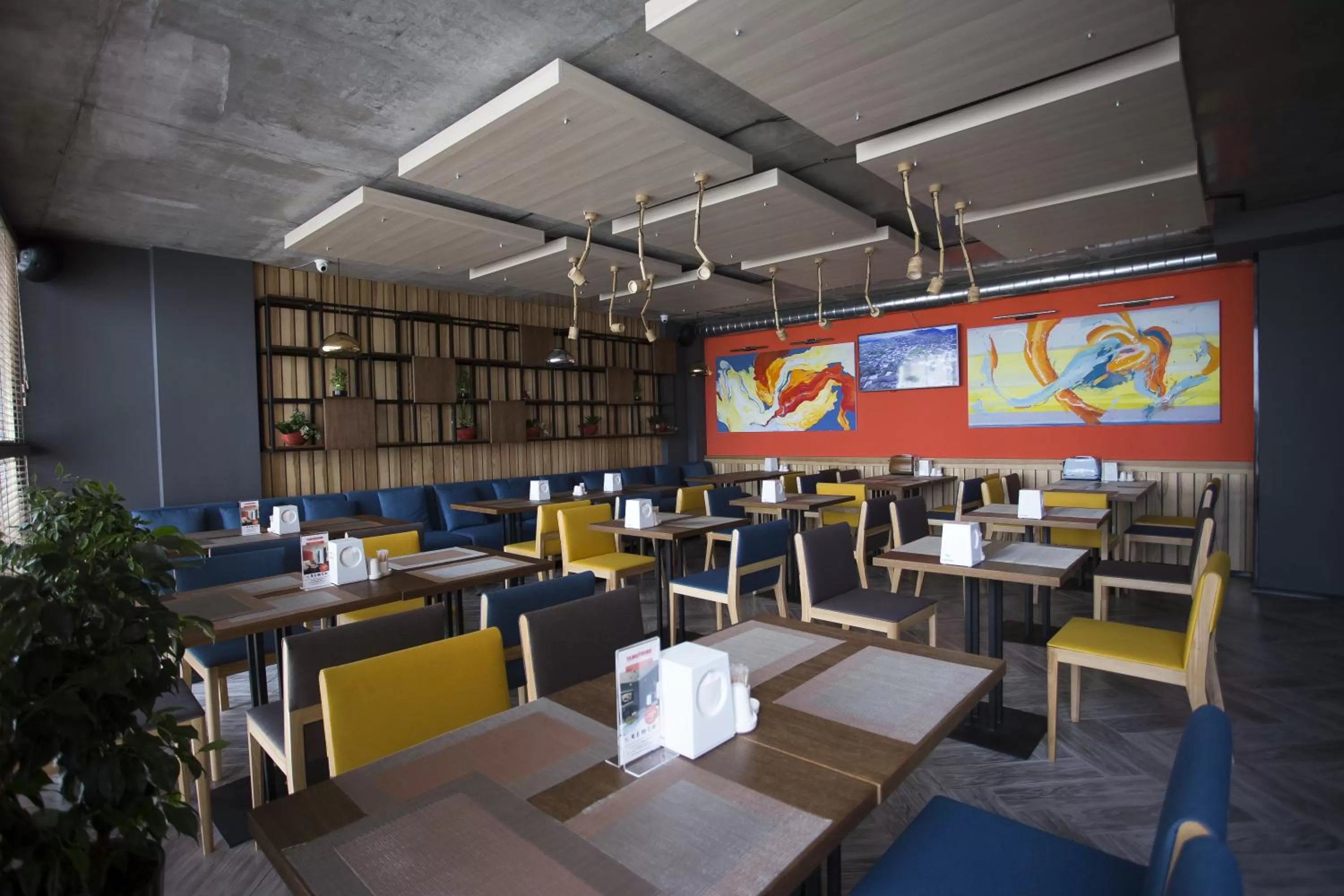 Restaurant/places to eat in Aparthotel Tangerine