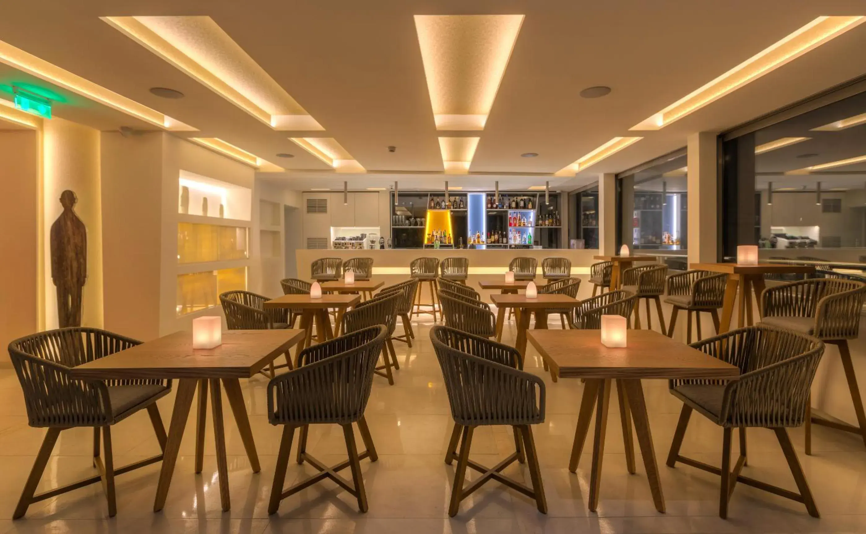 Restaurant/places to eat in Central Hotel Restaurant/places to eat in Central Hotel