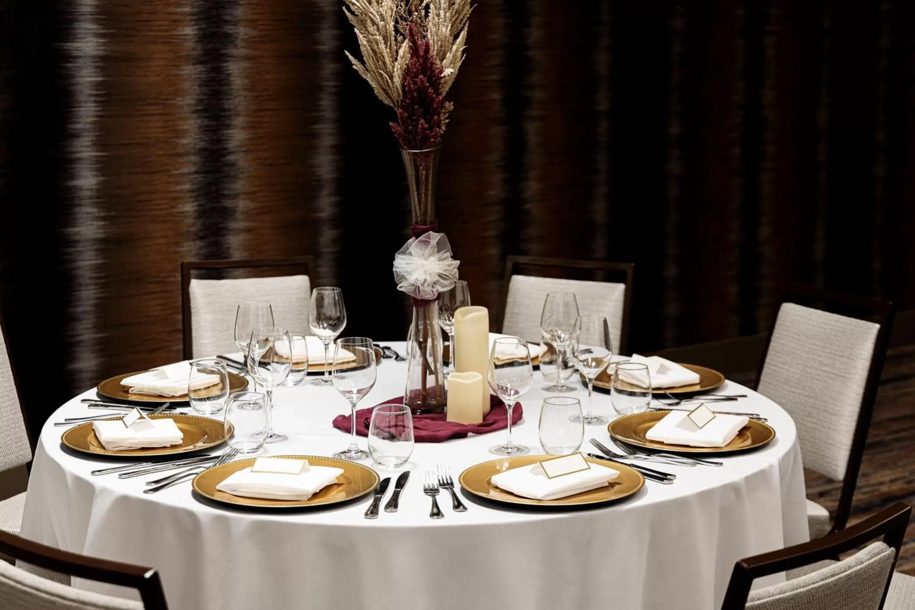 Banquet/Function facilities, Restaurant/Places to Eat in Courtyard by Marriott Dallas Downtown/Reunion District