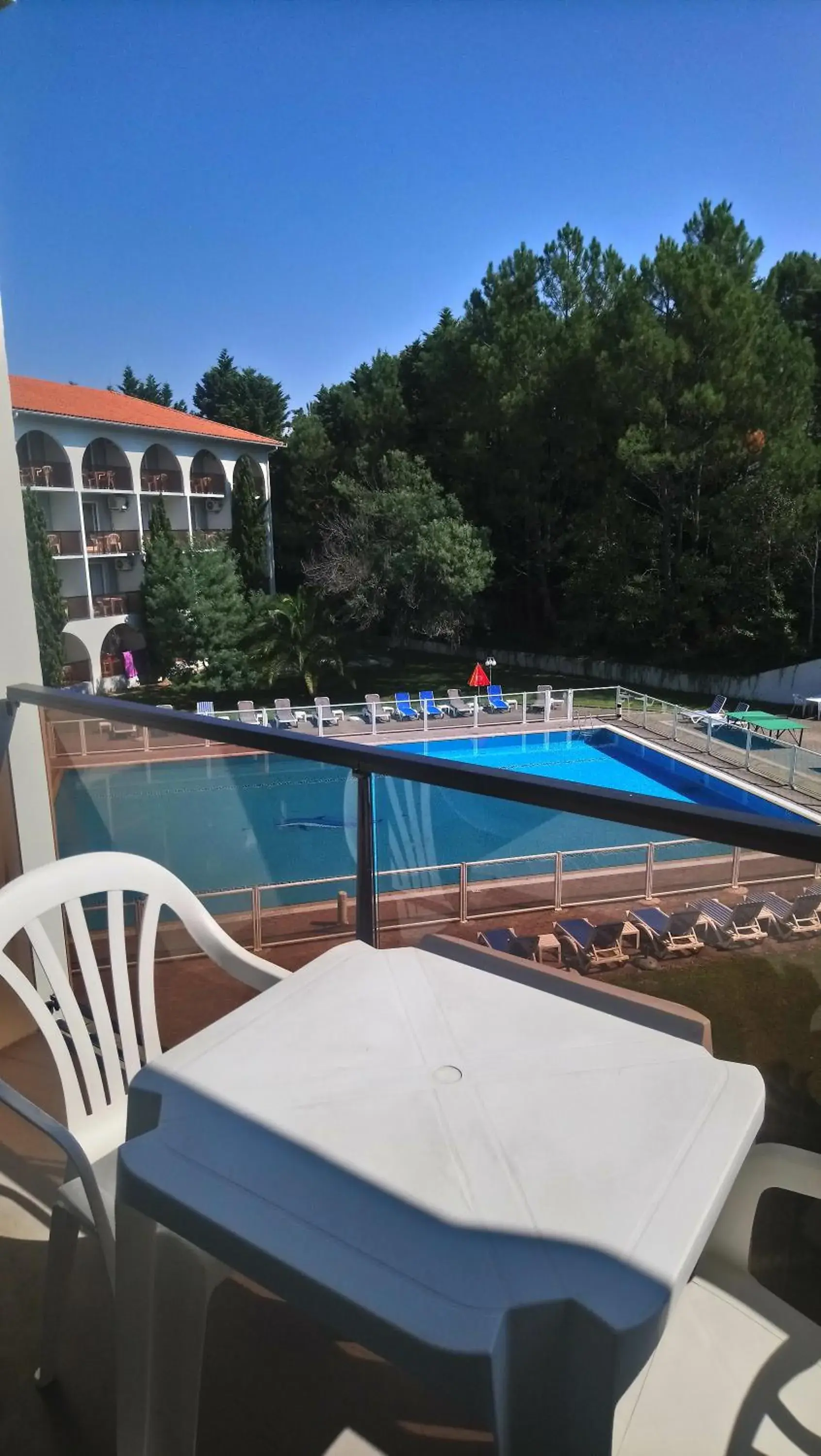 Bedroom, Swimming Pool in Hotel Résidence Anglet Biarritz-Parme