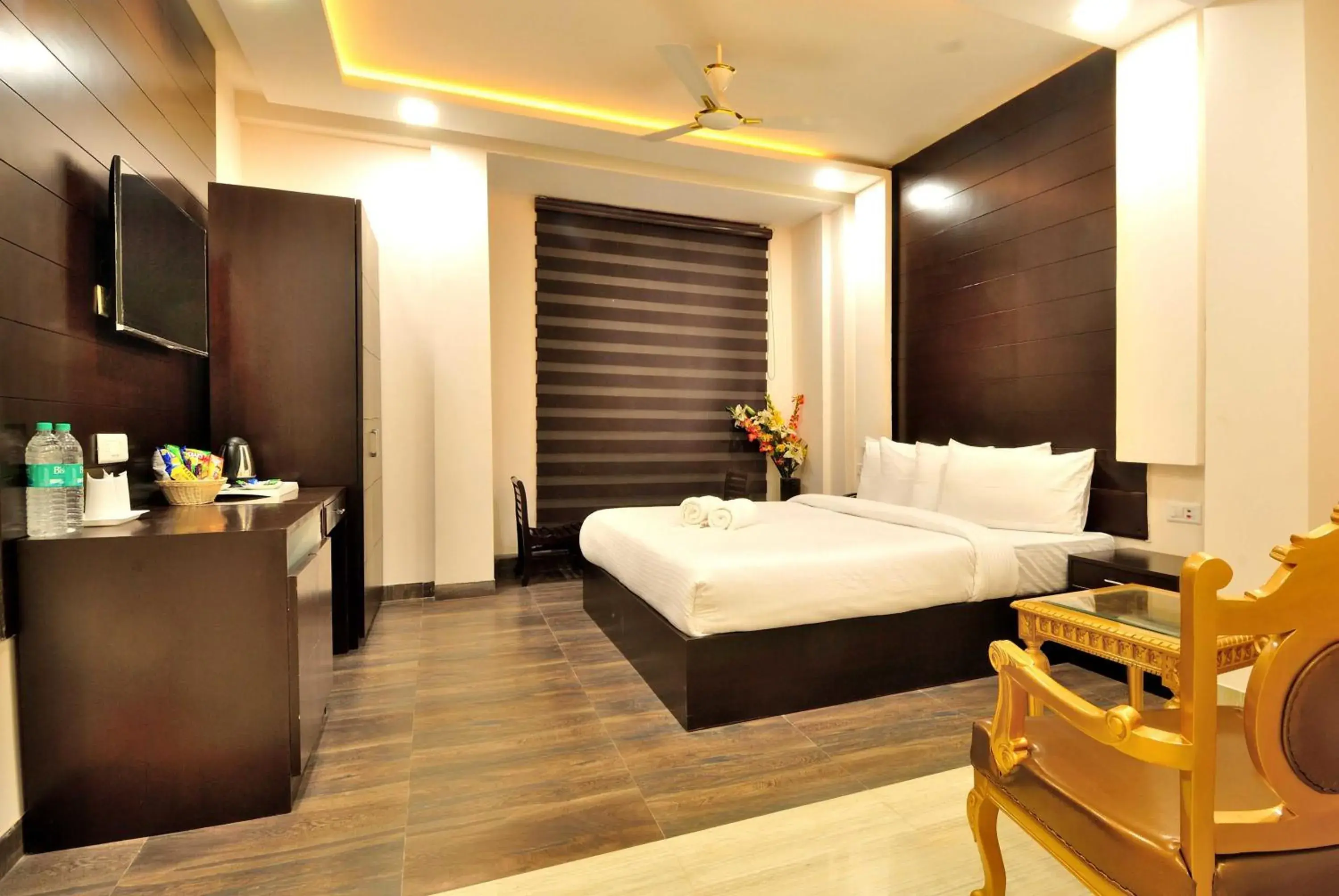 Bedroom in Hotel Kings Inn, Karol Bagh, New Delhi