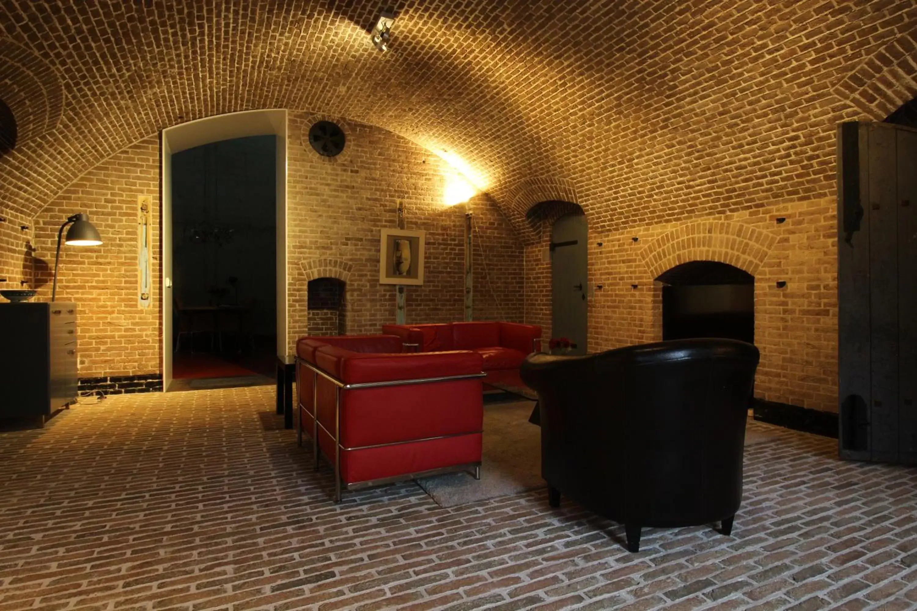 Seating Area in Fort Vuren