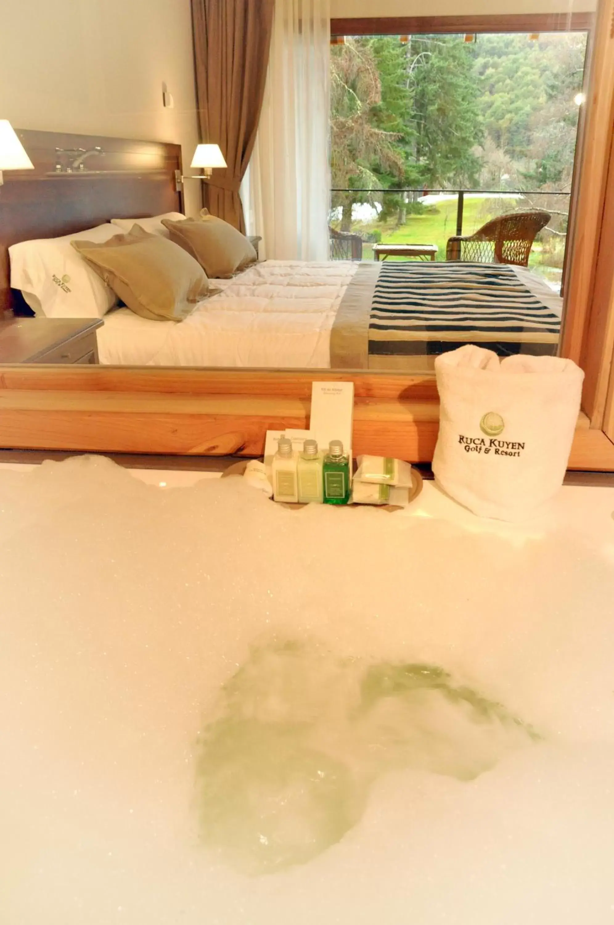 Hot Tub, Bed in Ruca Kuyen Golf & Resort Hot Tub, Bed in Ruca Kuyen Golf & Resort