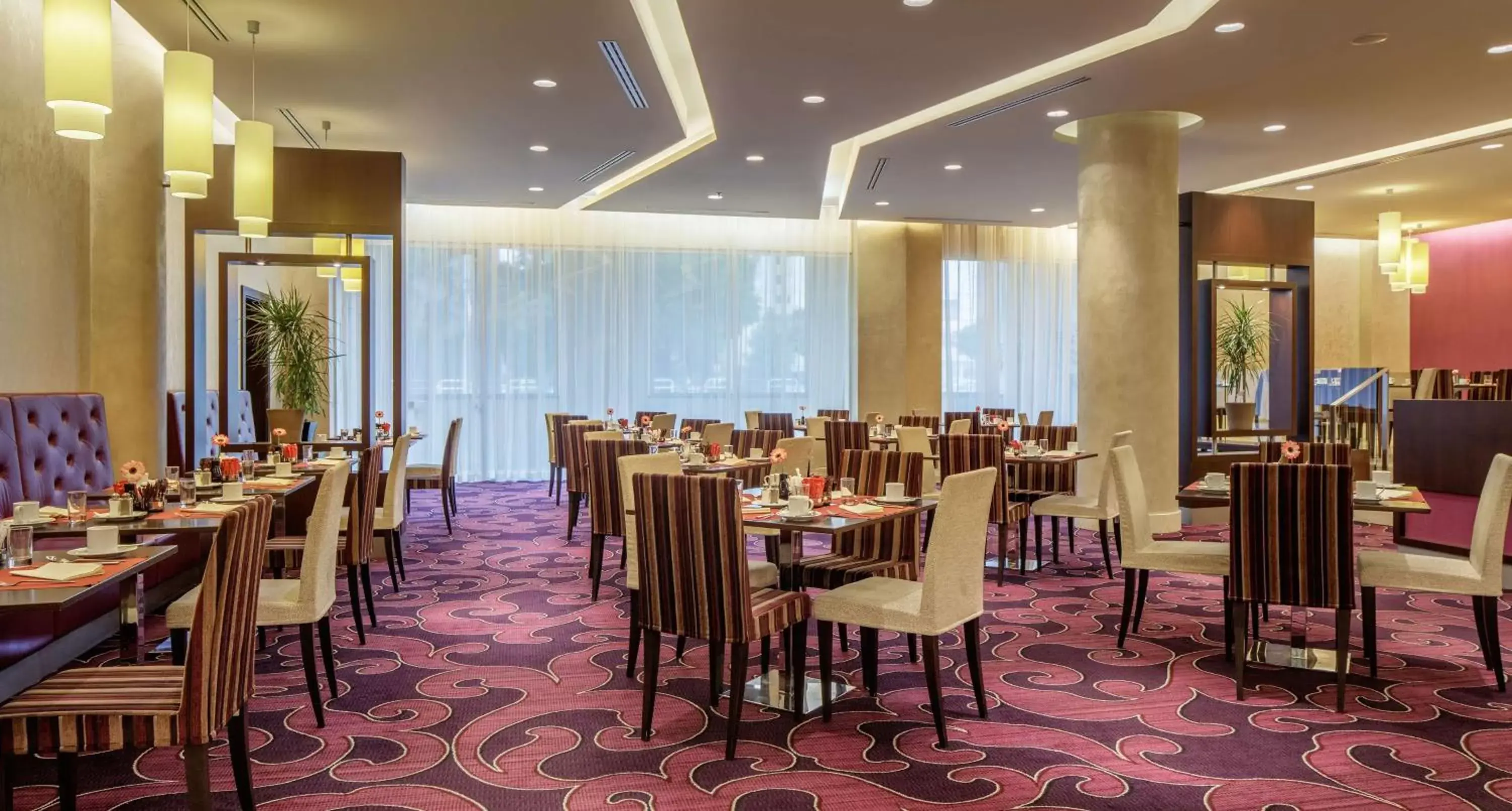Restaurant/Places to Eat in DoubleTree by Hilton Bratislava