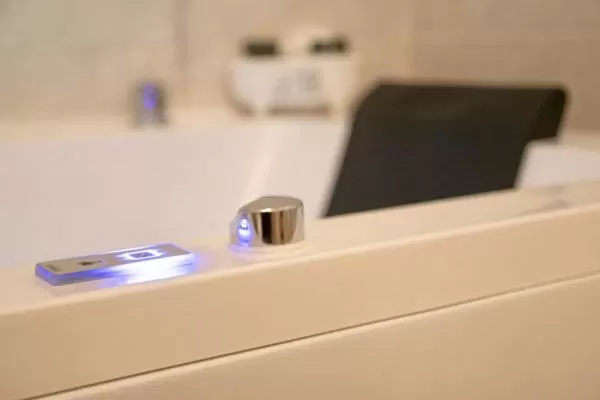 Hot Tub in Hotel La Locanda