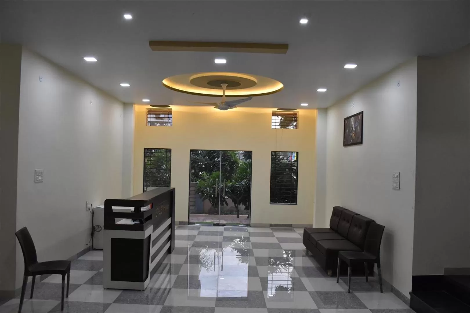 Lobby or reception in Hotel Shri Sharanam