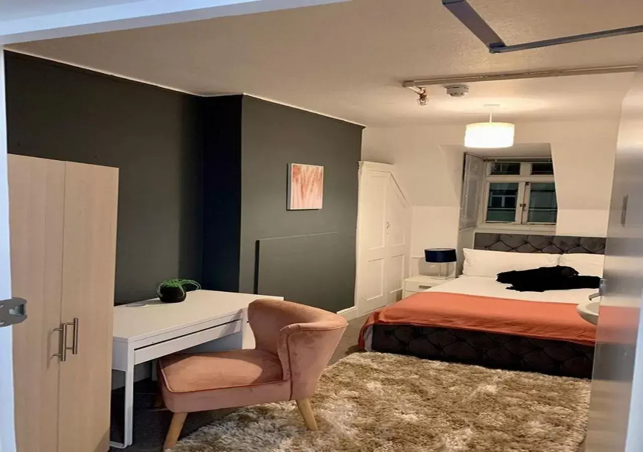 Bedroom in Mollyinn Central Brighton