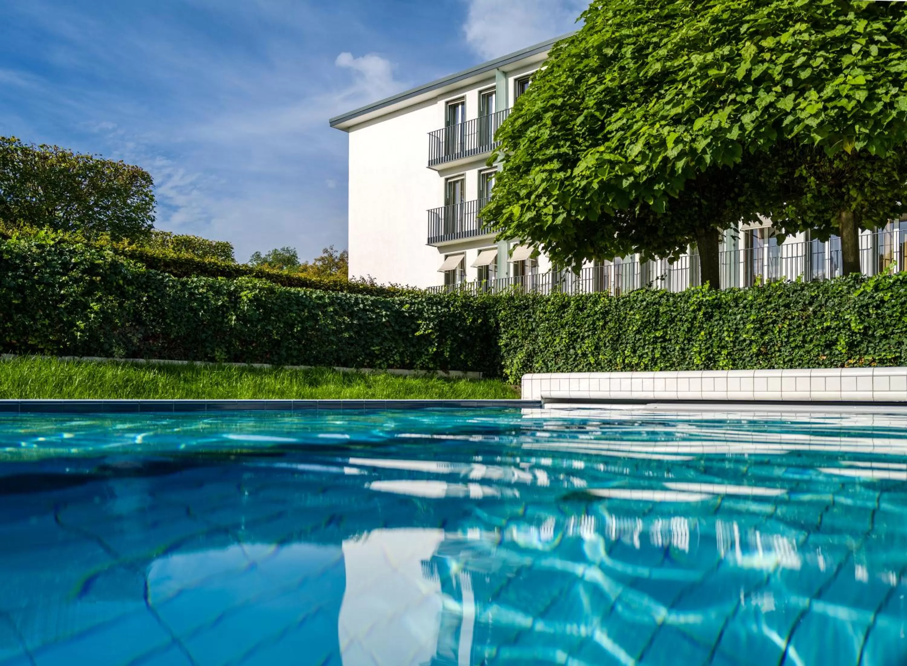 Pool view in Parkhotel Bremen – ein Mitglied der Hommage Luxury Hotels Collection