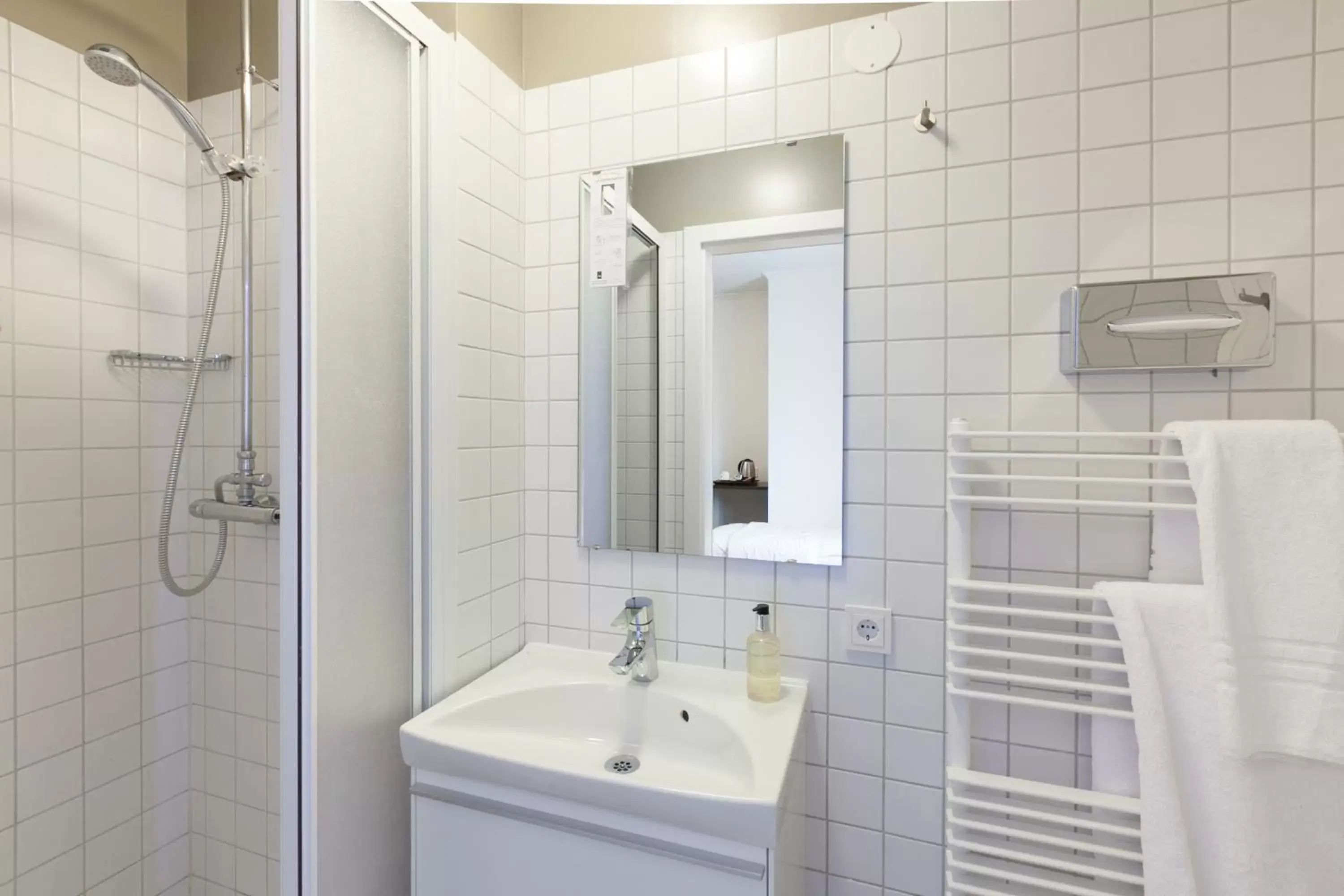 Bathroom in Hotel Ódinsvé