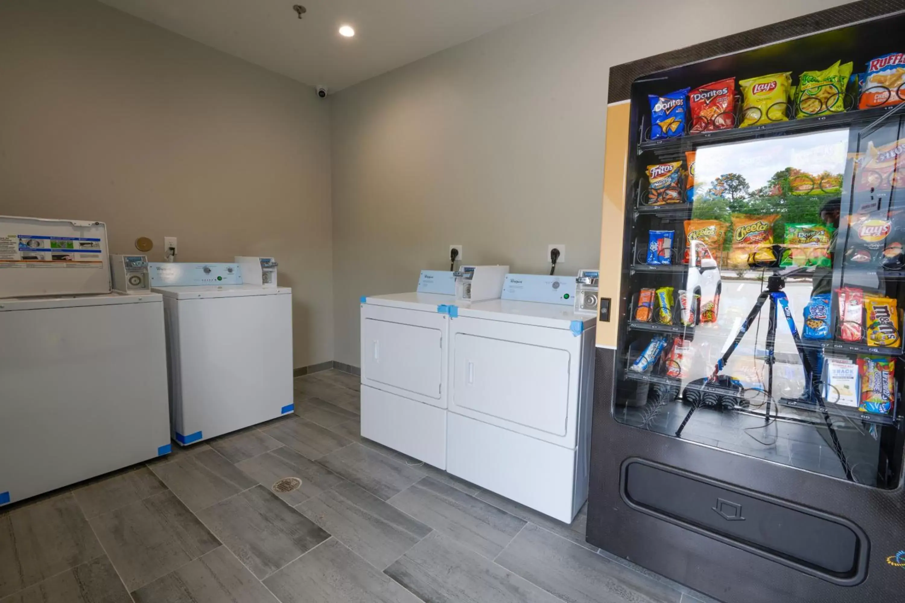 Kitchen/Kitchenette in Crystal Inn