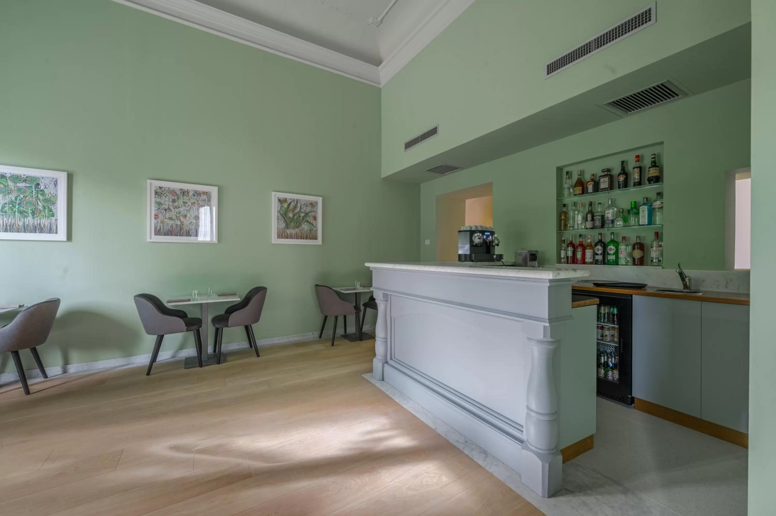 Lounge or bar in Hotel Ariele