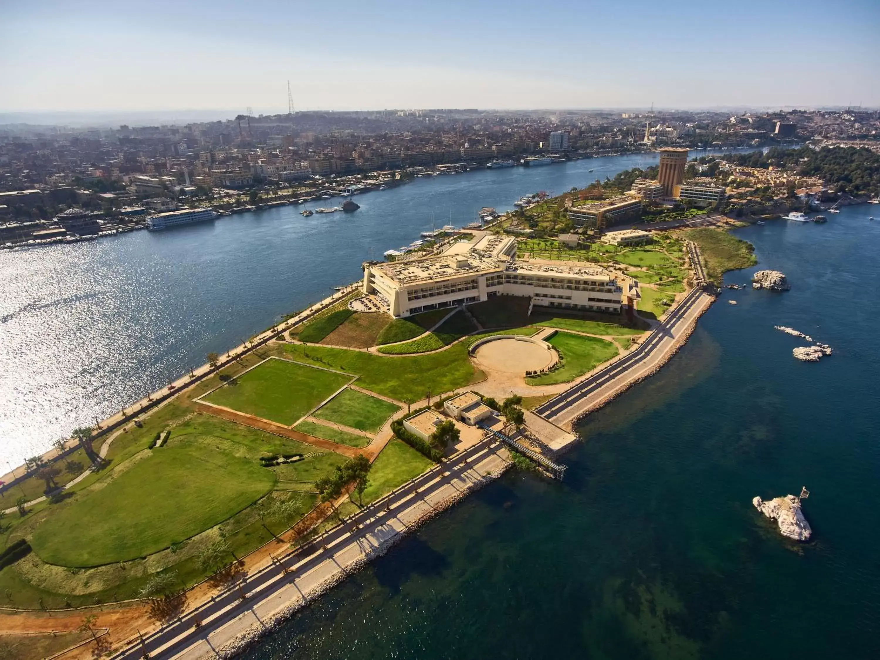 View (from property/room), Bird's-eye View in Mövenpick Resort Aswan