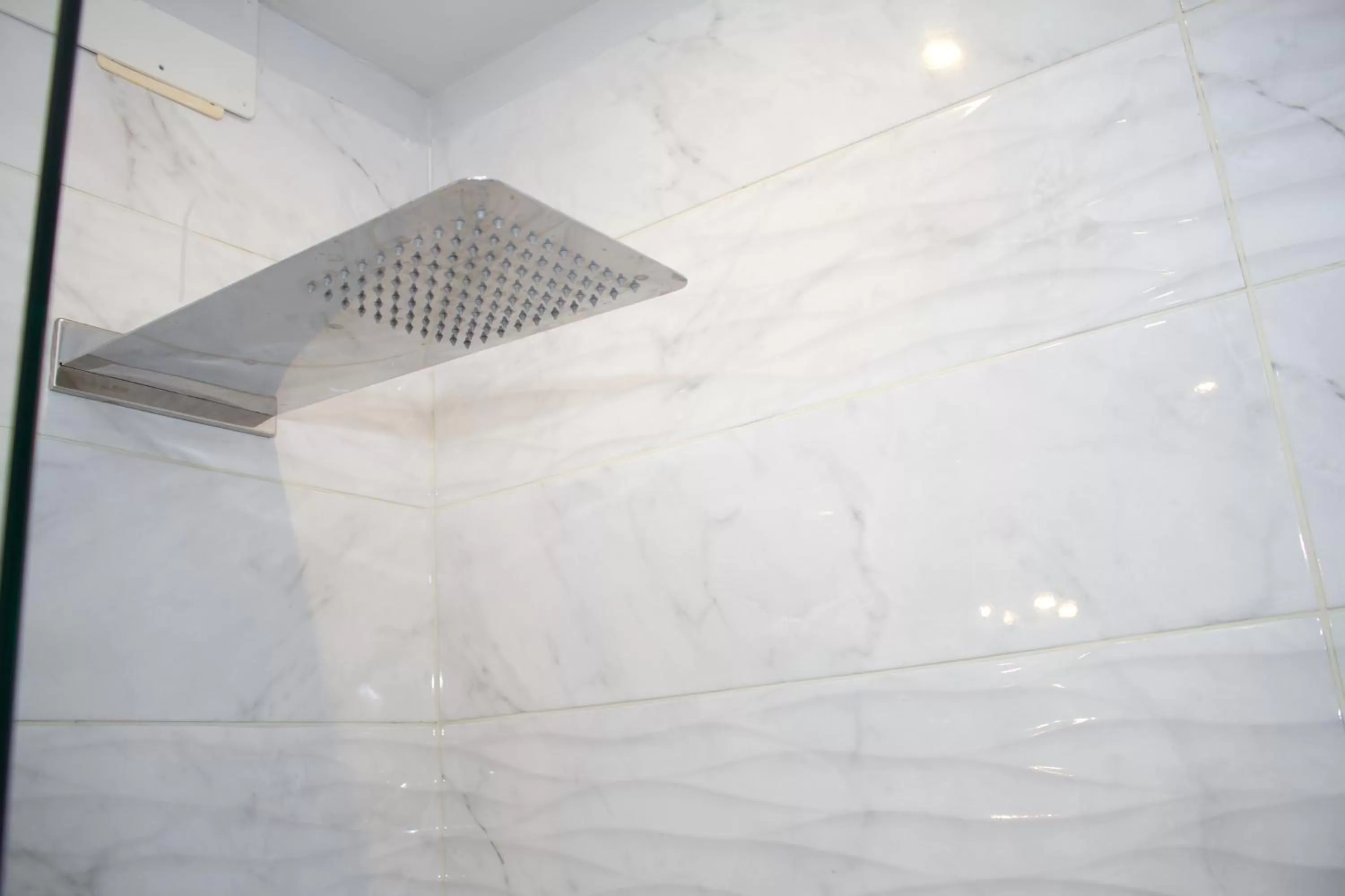 Bathroom in IL MERCATO CENTRALE B and B