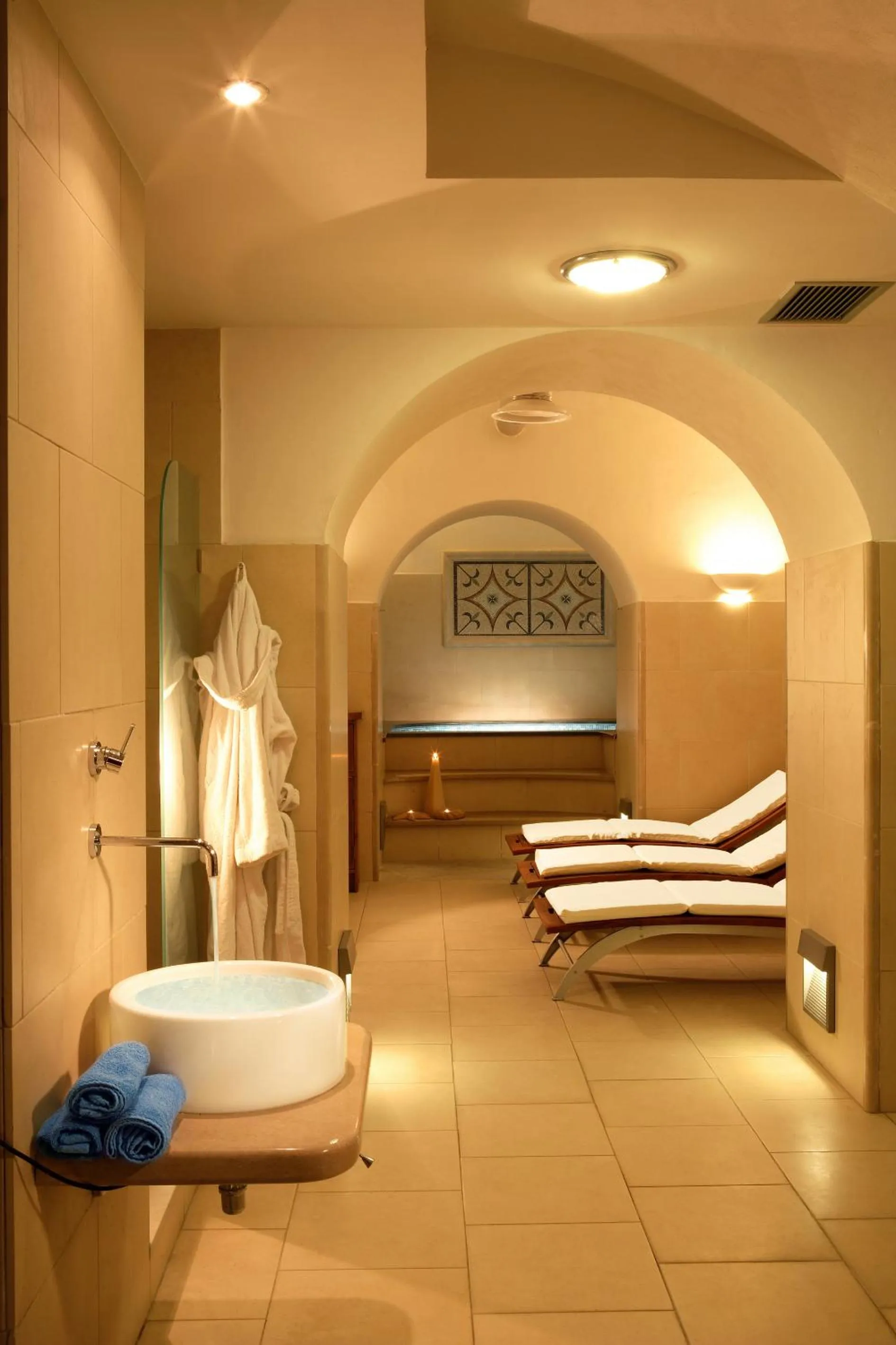Spa and wellness centre/facilities in Grand Hotel Cocumella